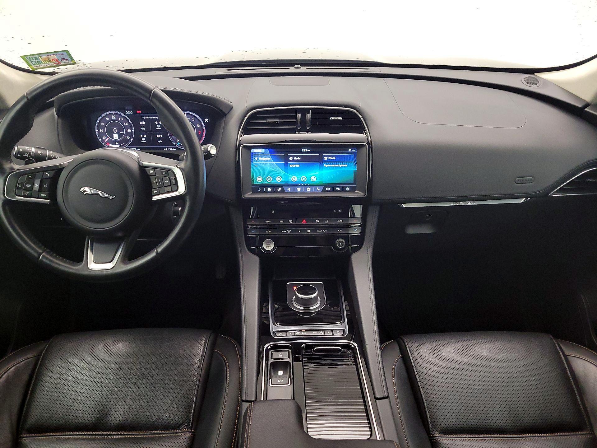 Thumbnail: 2020 Jaguar F-Pace - 9