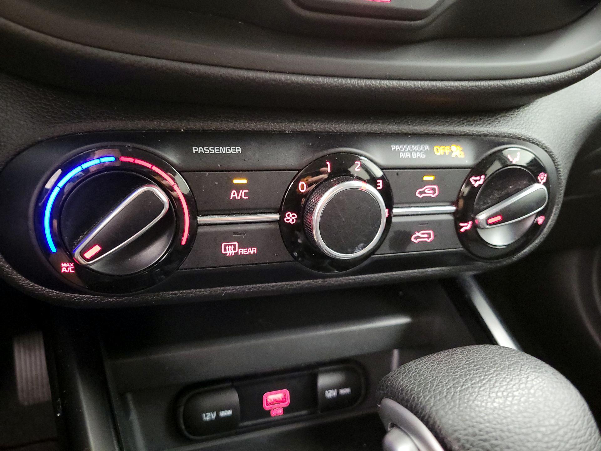 Thumbnail: 2022 Kia Soul - 16