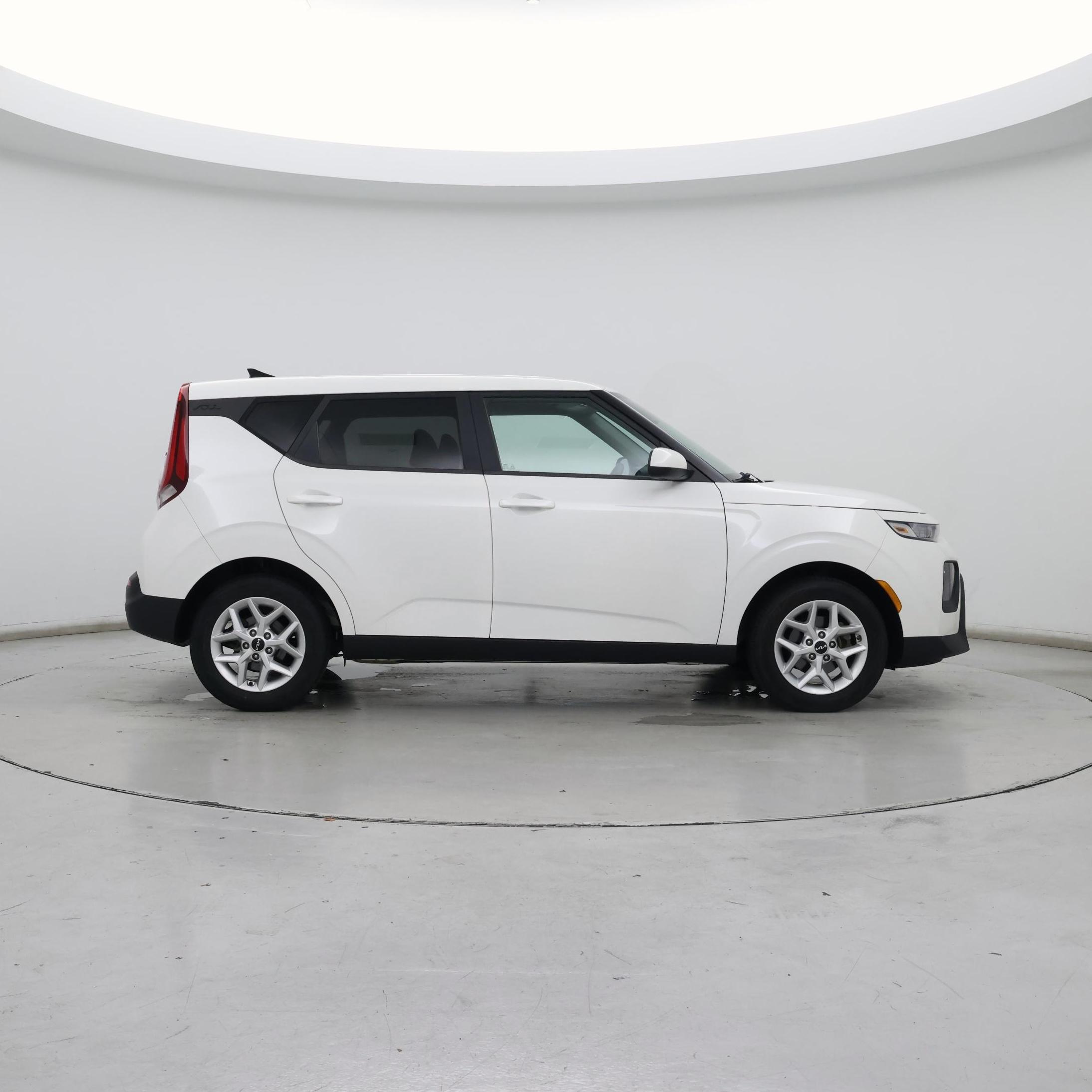 Thumbnail: 2022 Kia Soul - 7