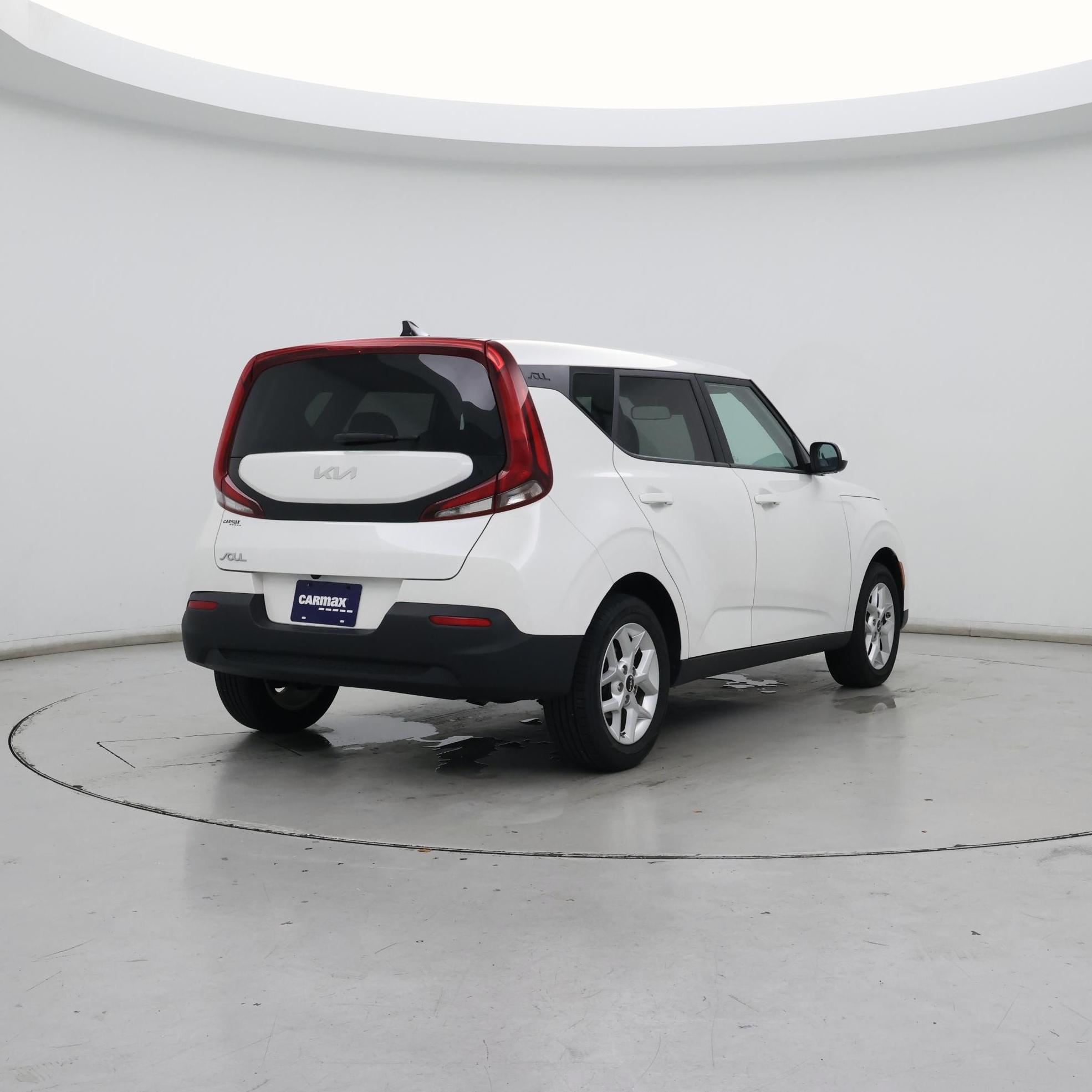 Thumbnail: 2022 Kia Soul - 8