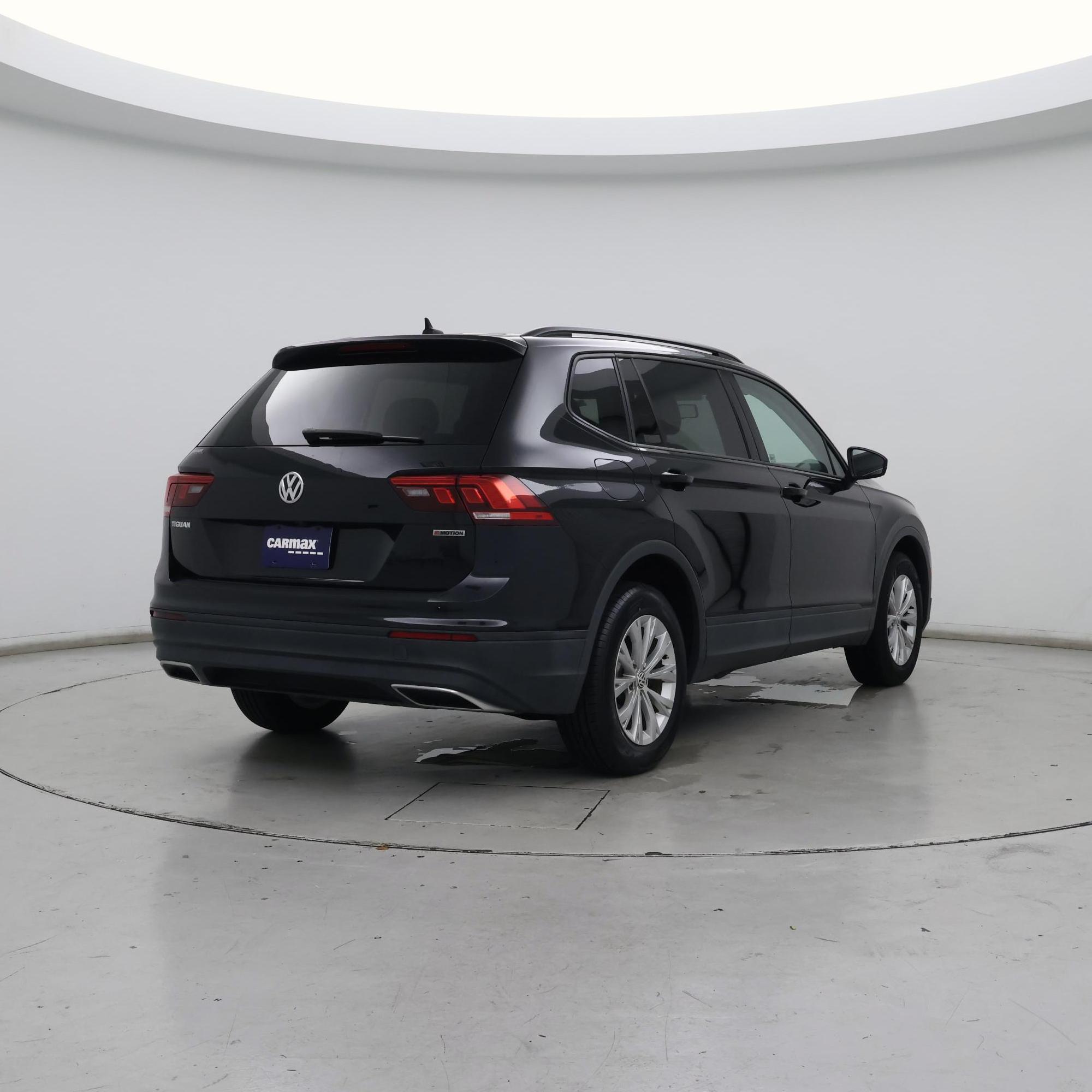 Thumbnail: 2020 Volkswagen Tiguan - 8