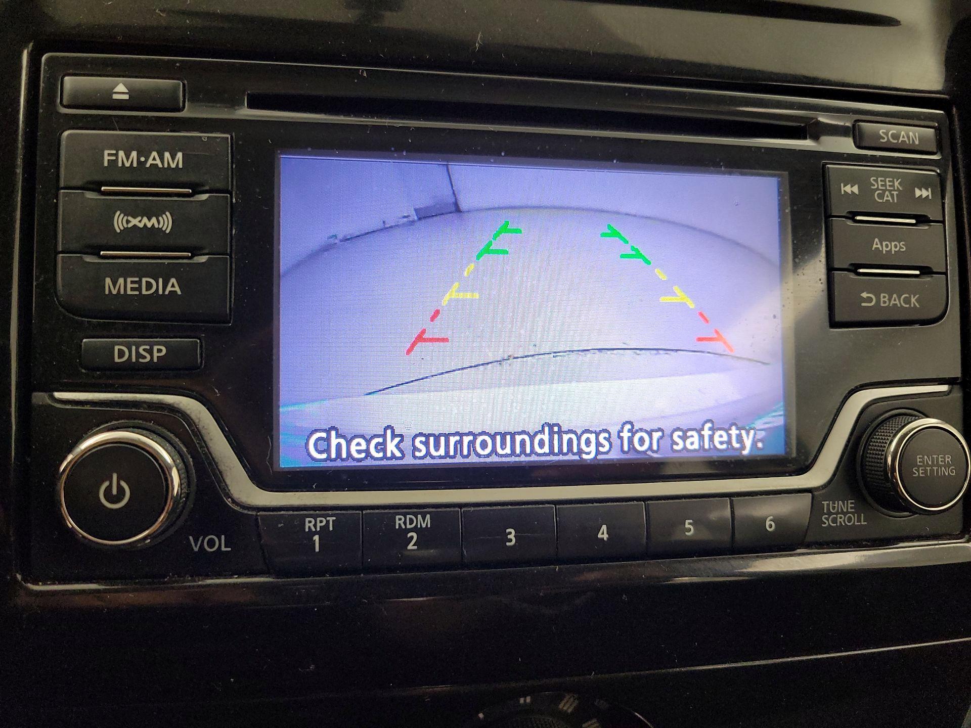 Thumbnail: 2016 Nissan Versa Note - 14