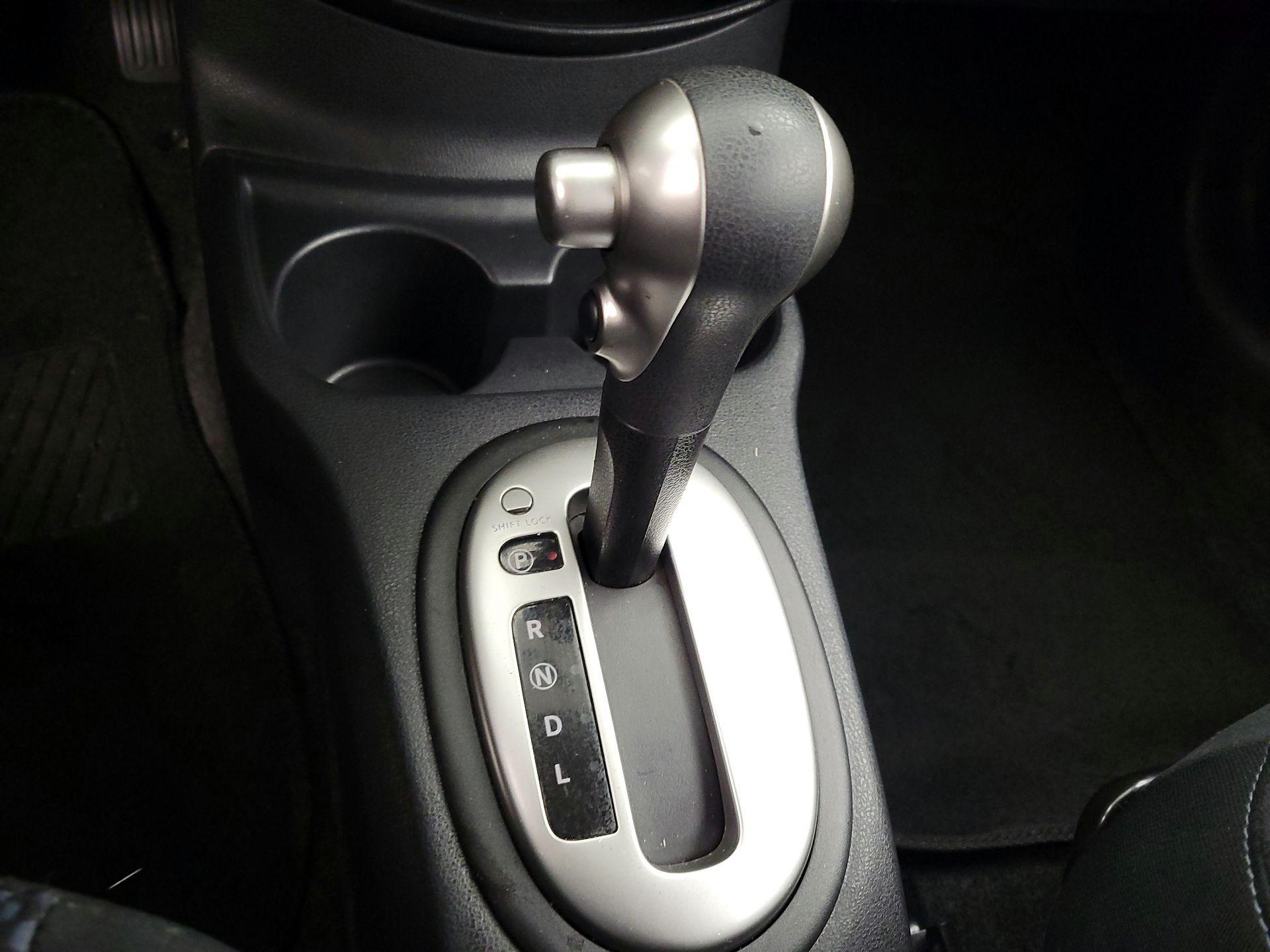 Thumbnail: 2016 Nissan Versa Note - 17