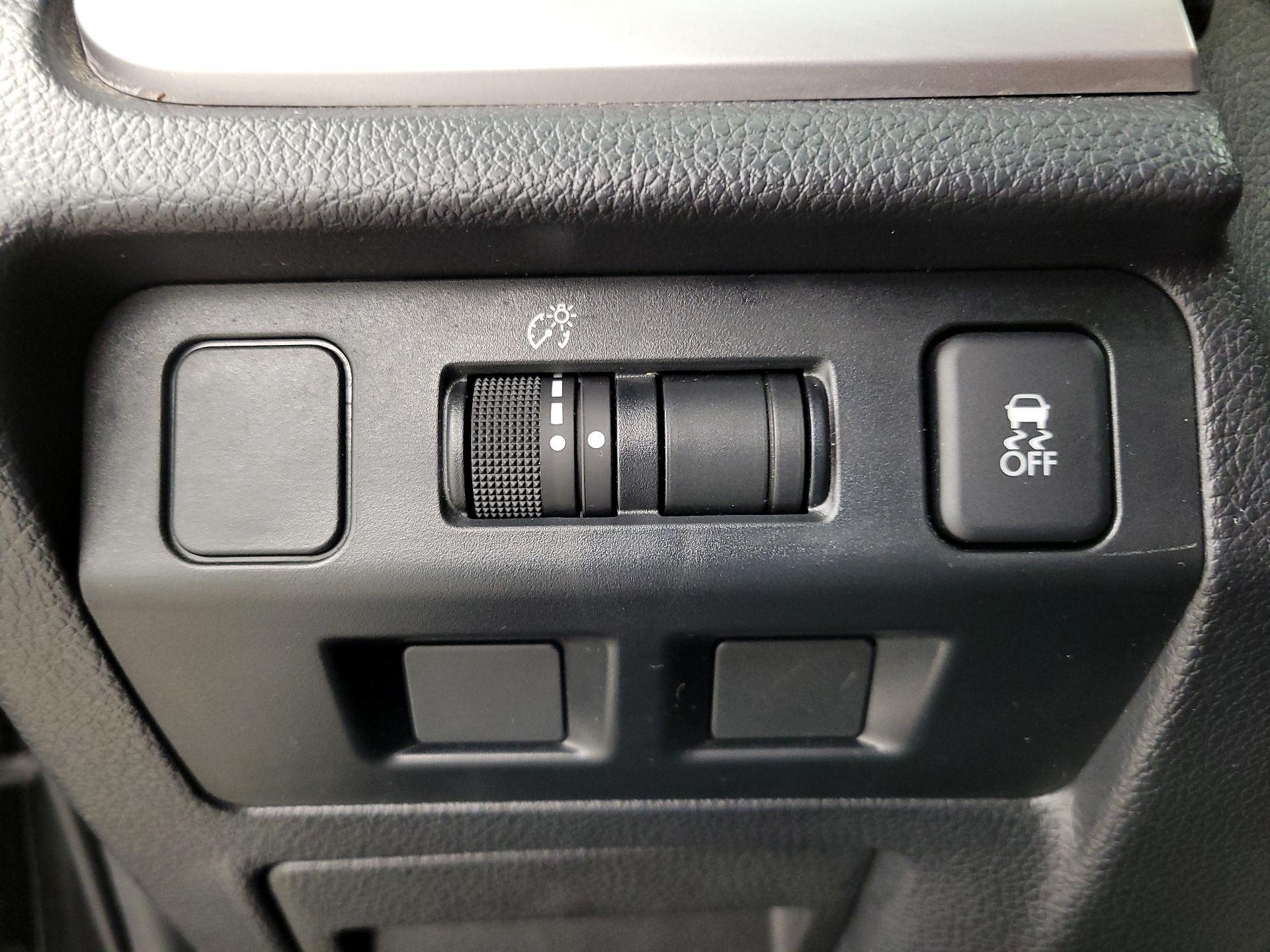 Thumbnail: 2016 Subaru Forester - 13