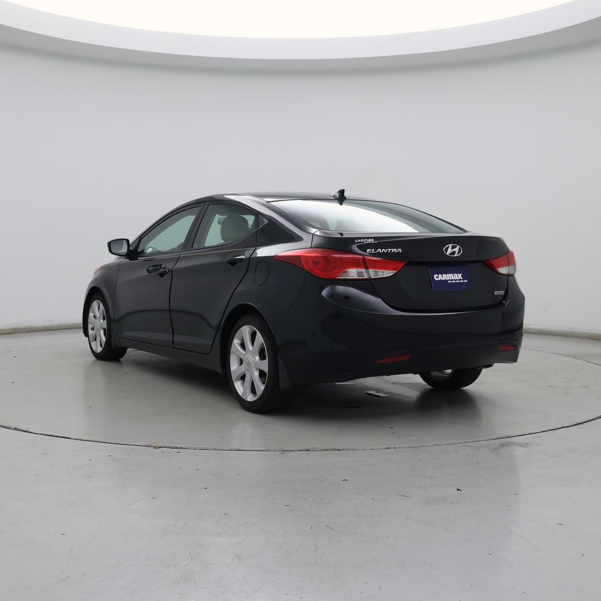 Thumbnail: 2013 Hyundai Elantra - 2