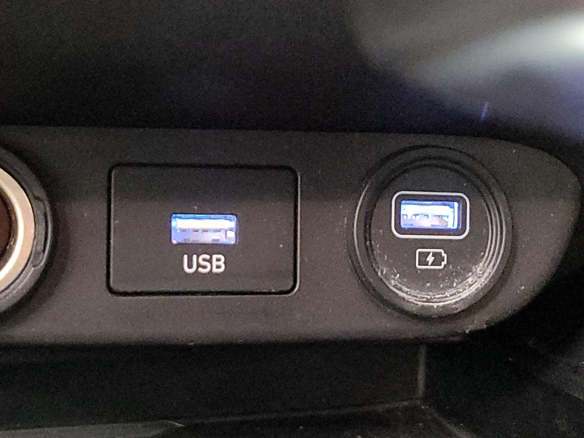 Thumbnail: 2021 Hyundai Elantra - 19