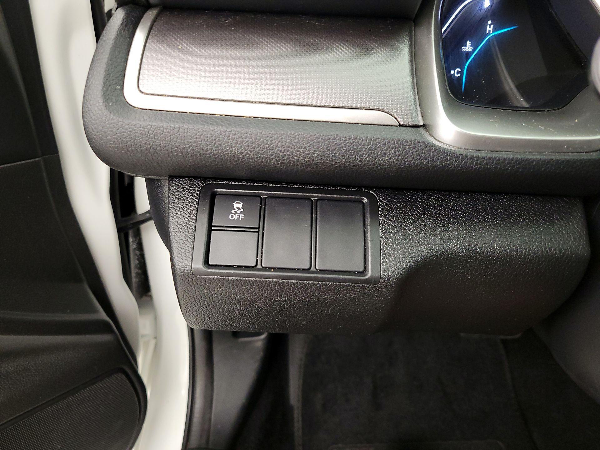 Thumbnail: 2016 Honda Civic - 13