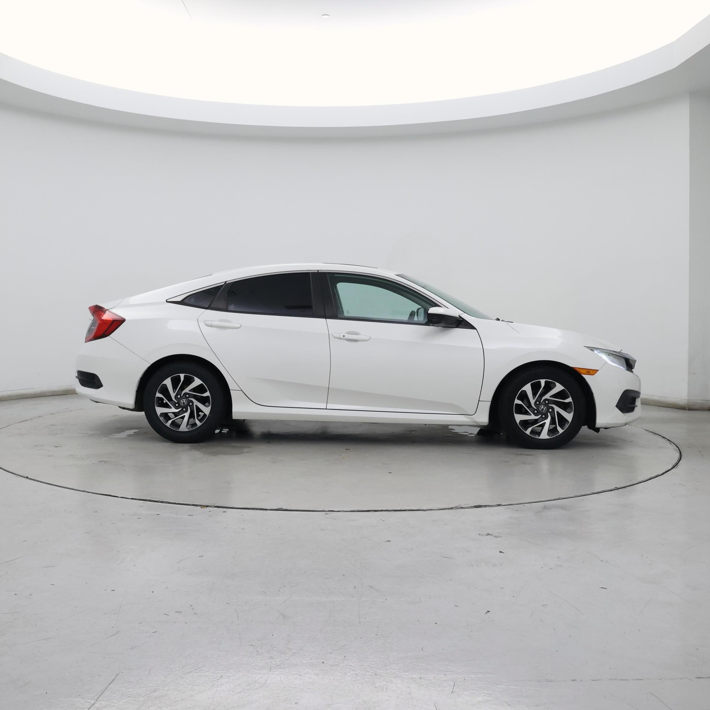 Thumbnail: 2016 Honda Civic - 7