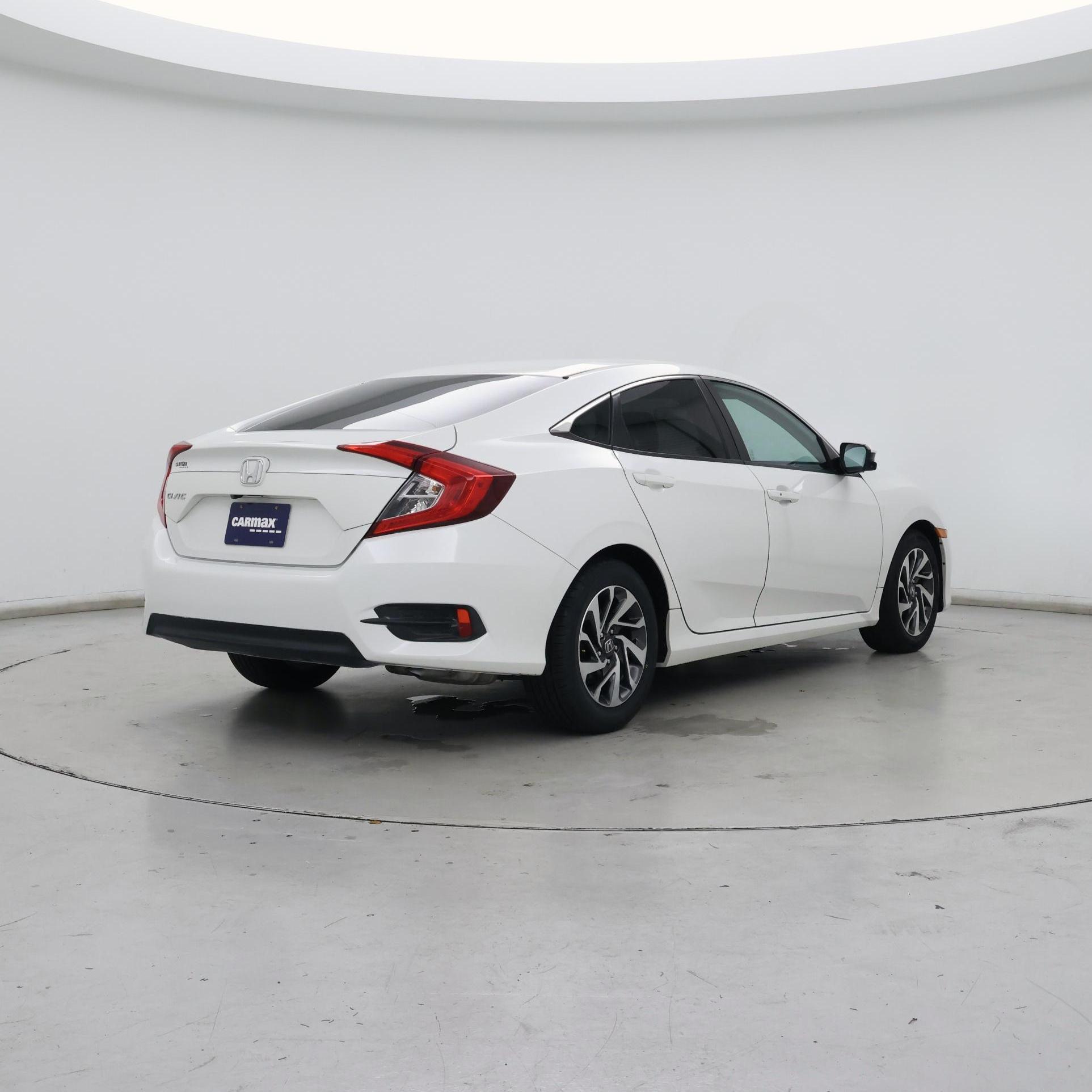 Thumbnail: 2016 Honda Civic - 8