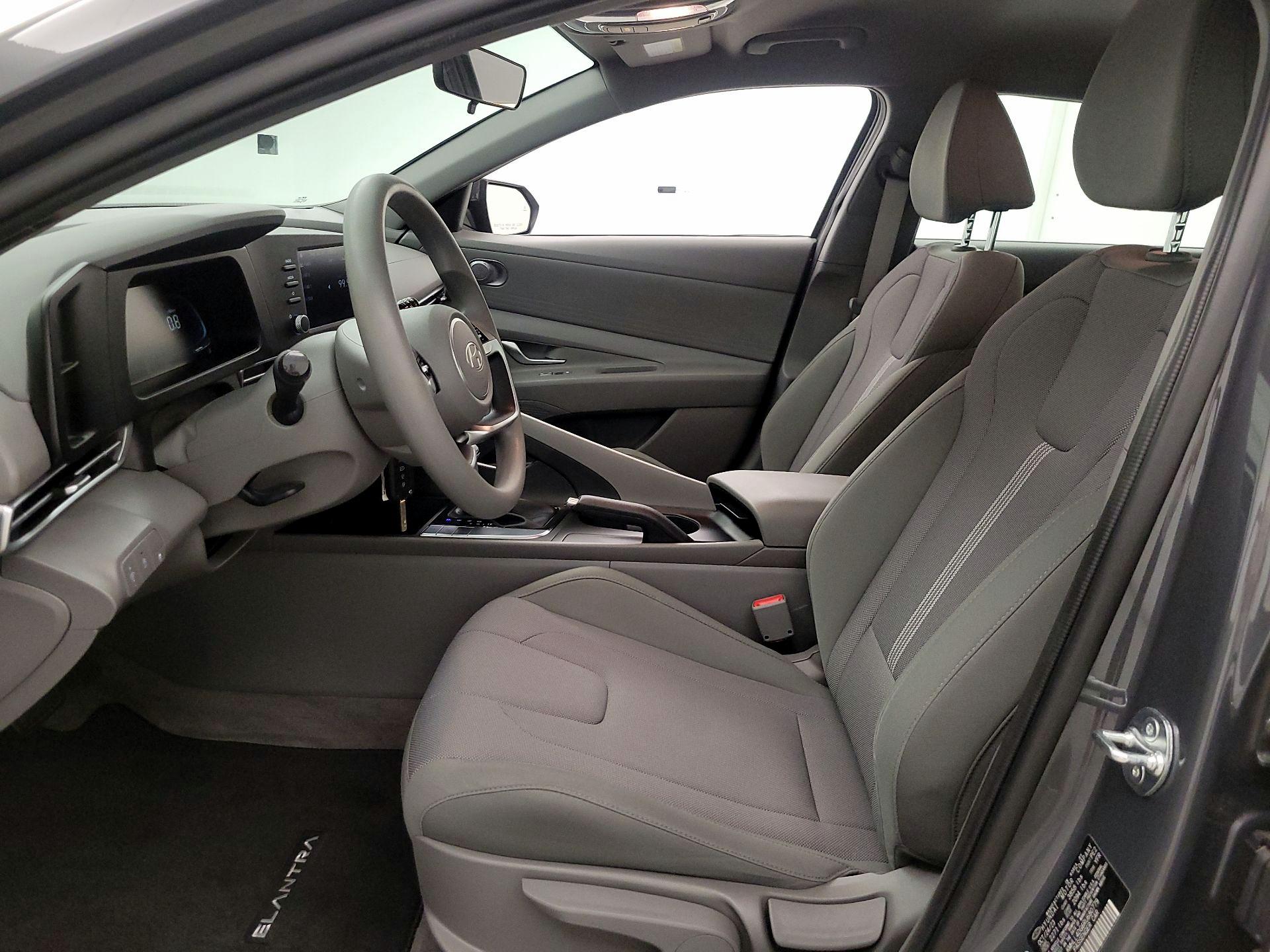 Thumbnail: 2024 Hyundai Elantra - 11