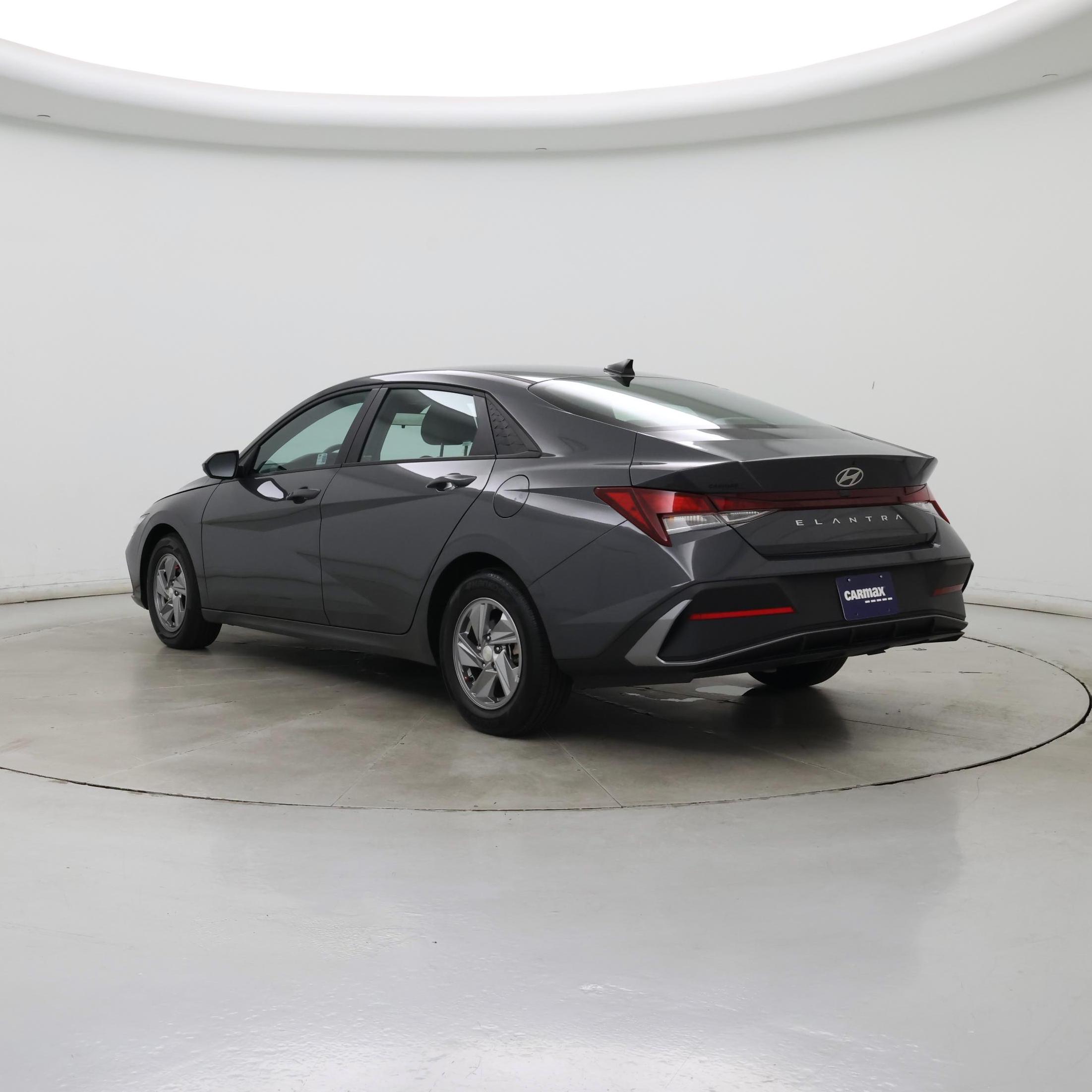 Thumbnail: 2024 Hyundai Elantra - 2
