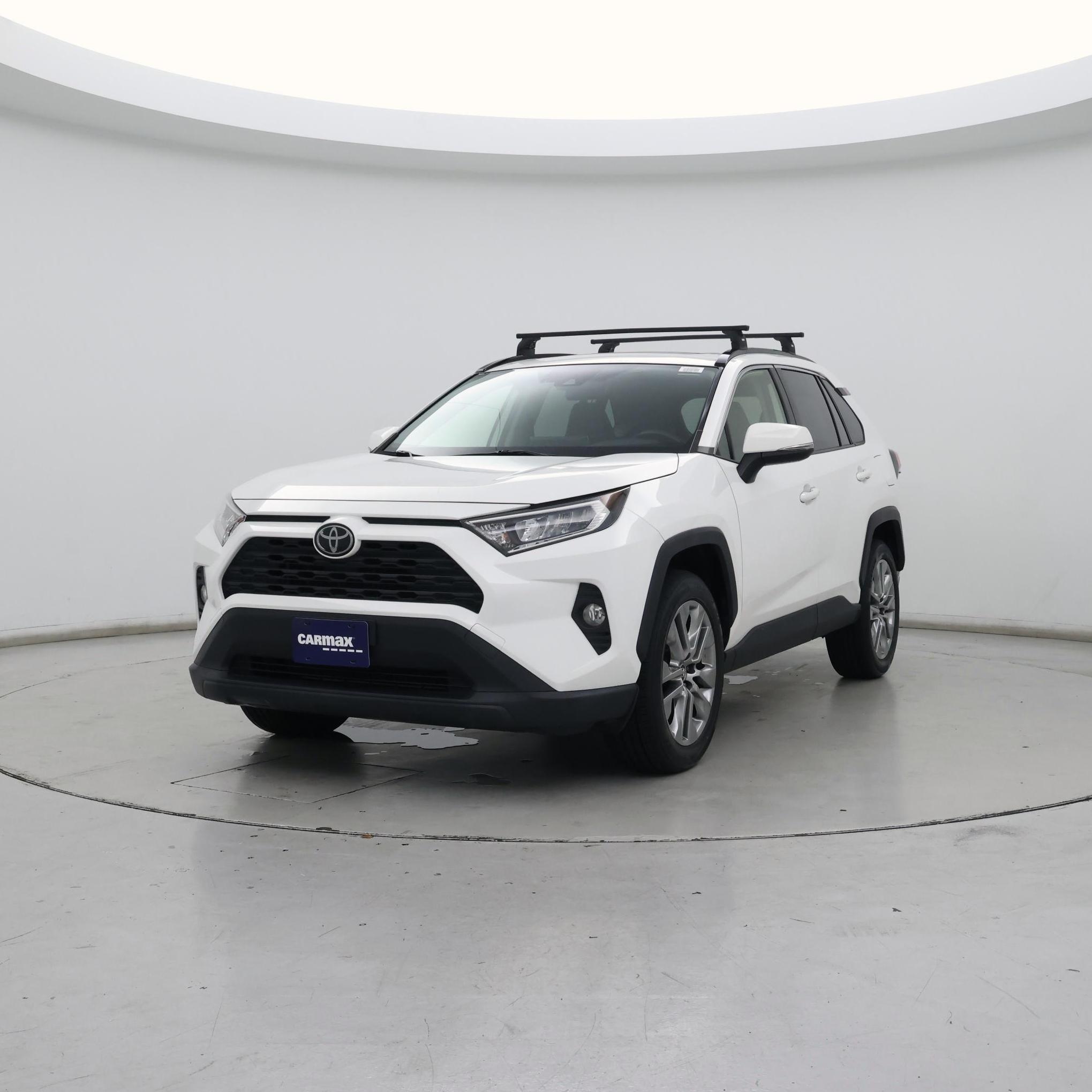Thumbnail: 2019 Toyota RAV4 - 4