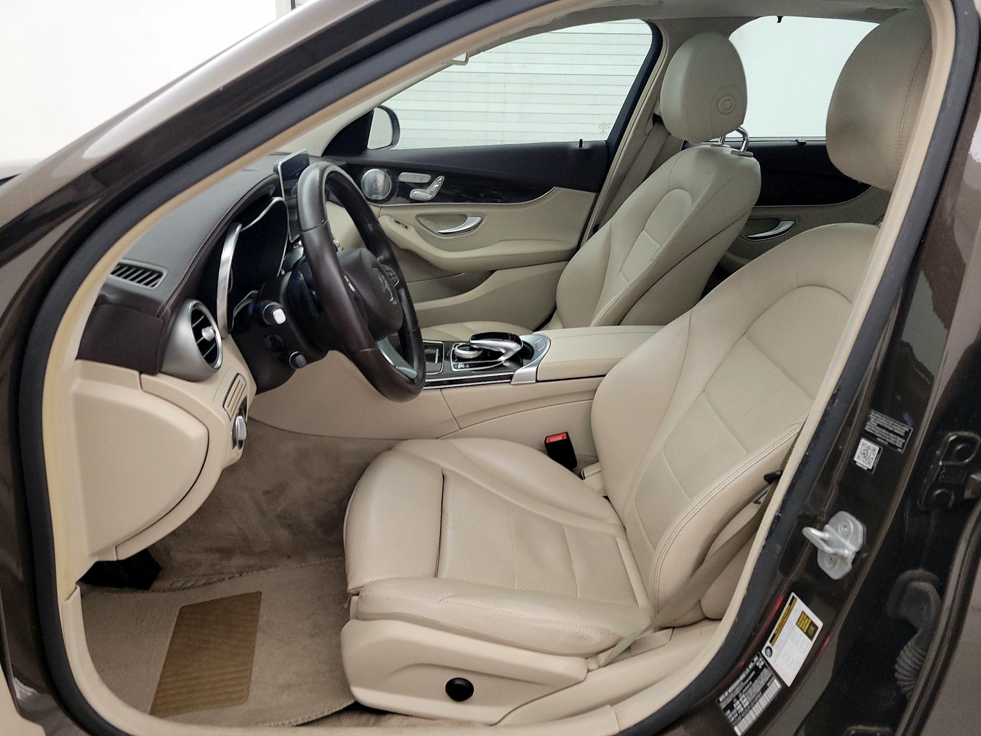 Thumbnail: 2015 Mercedes-Benz C-Class - 11