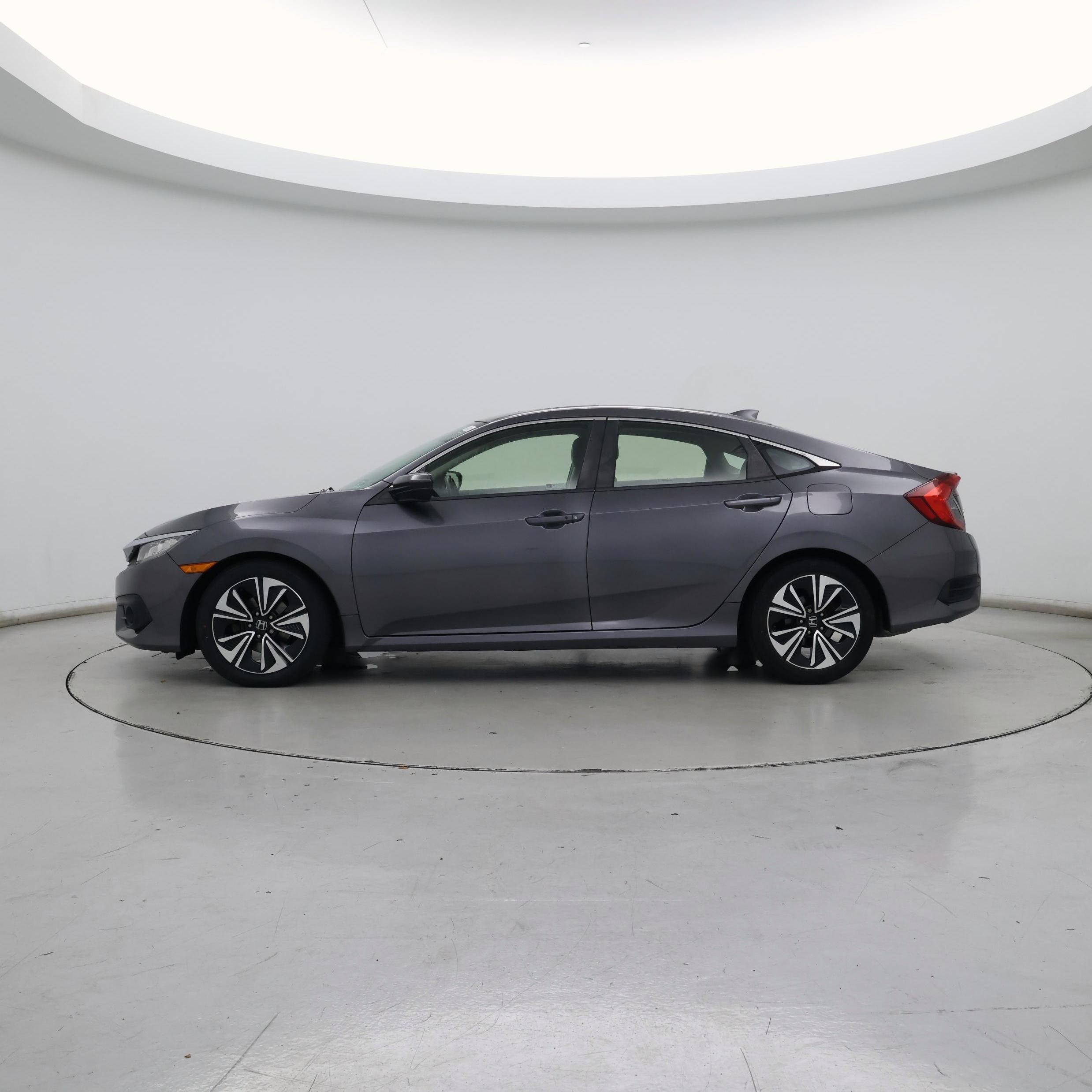Thumbnail: 2018 Honda Civic - 3
