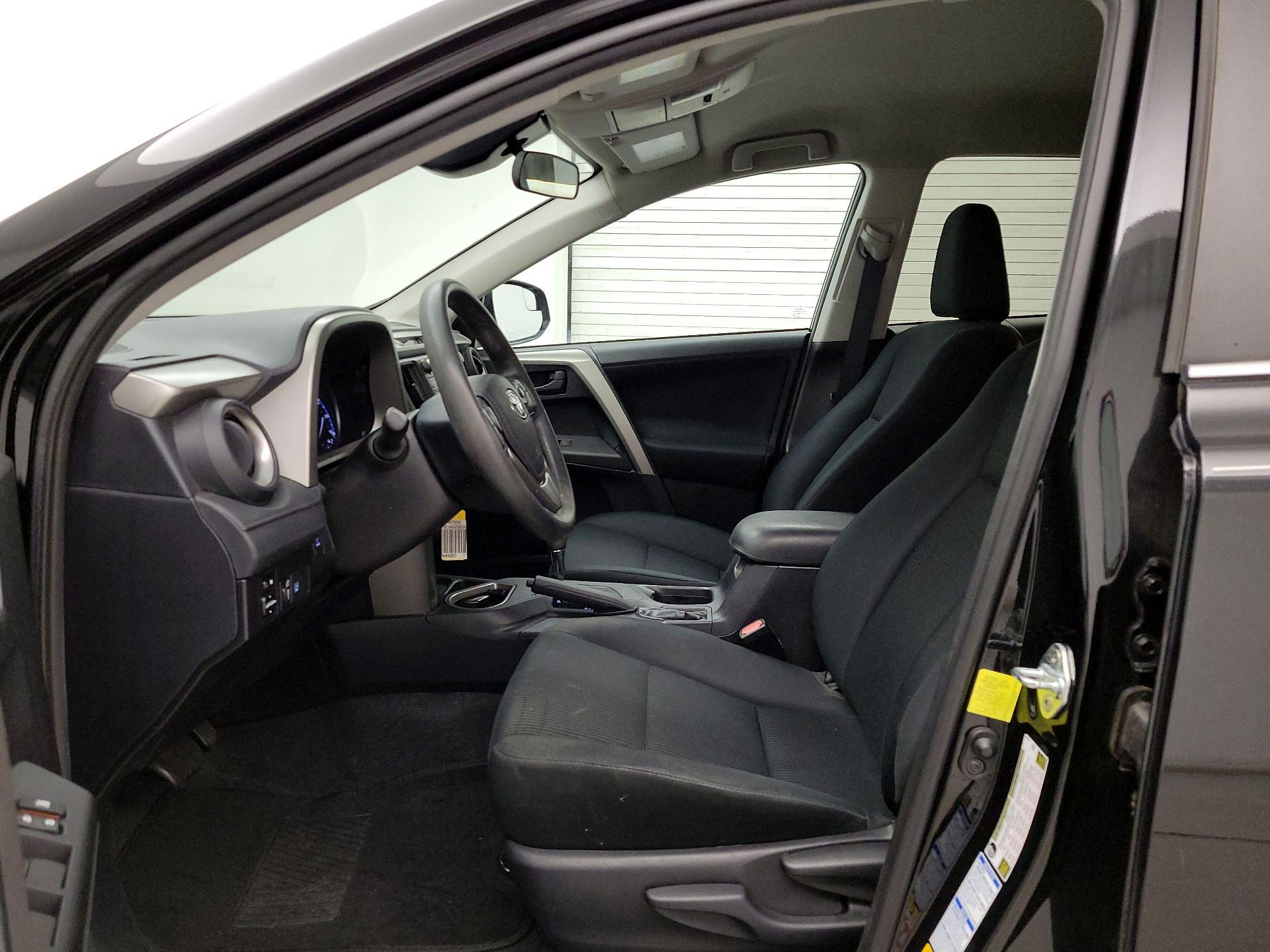 Thumbnail: 2017 Toyota RAV4 - 11