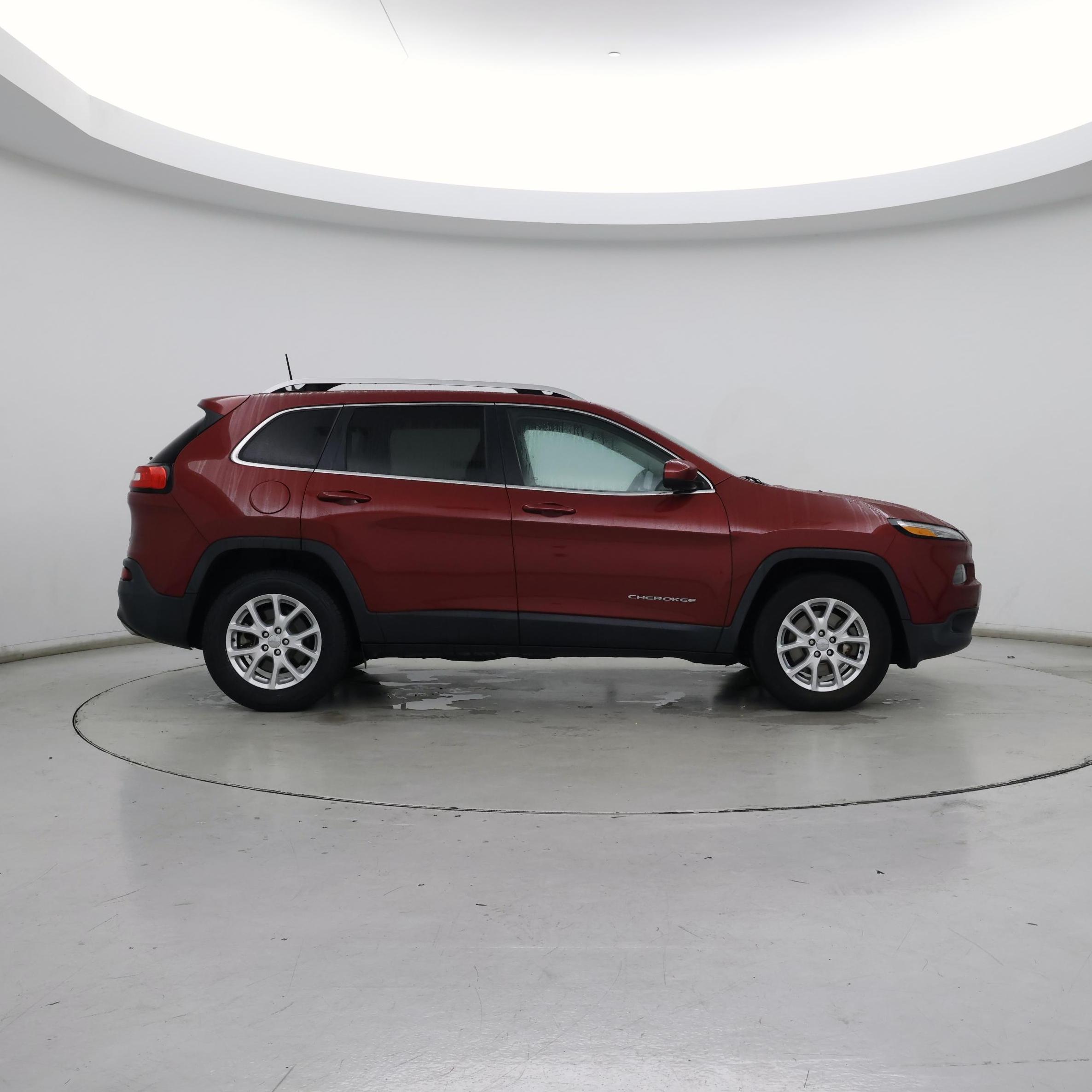 Thumbnail: 2017 Jeep Cherokee - 7