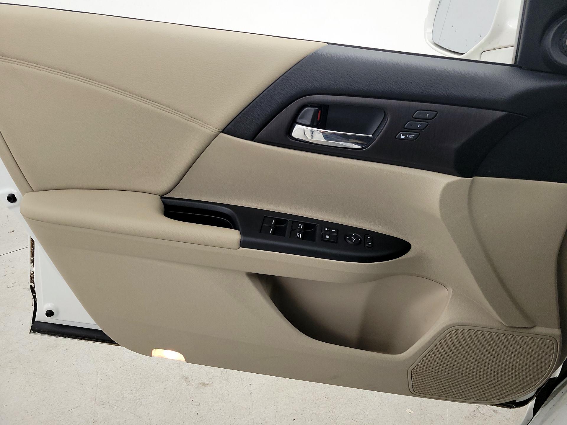 Thumbnail: 2014 Honda Accord - 12