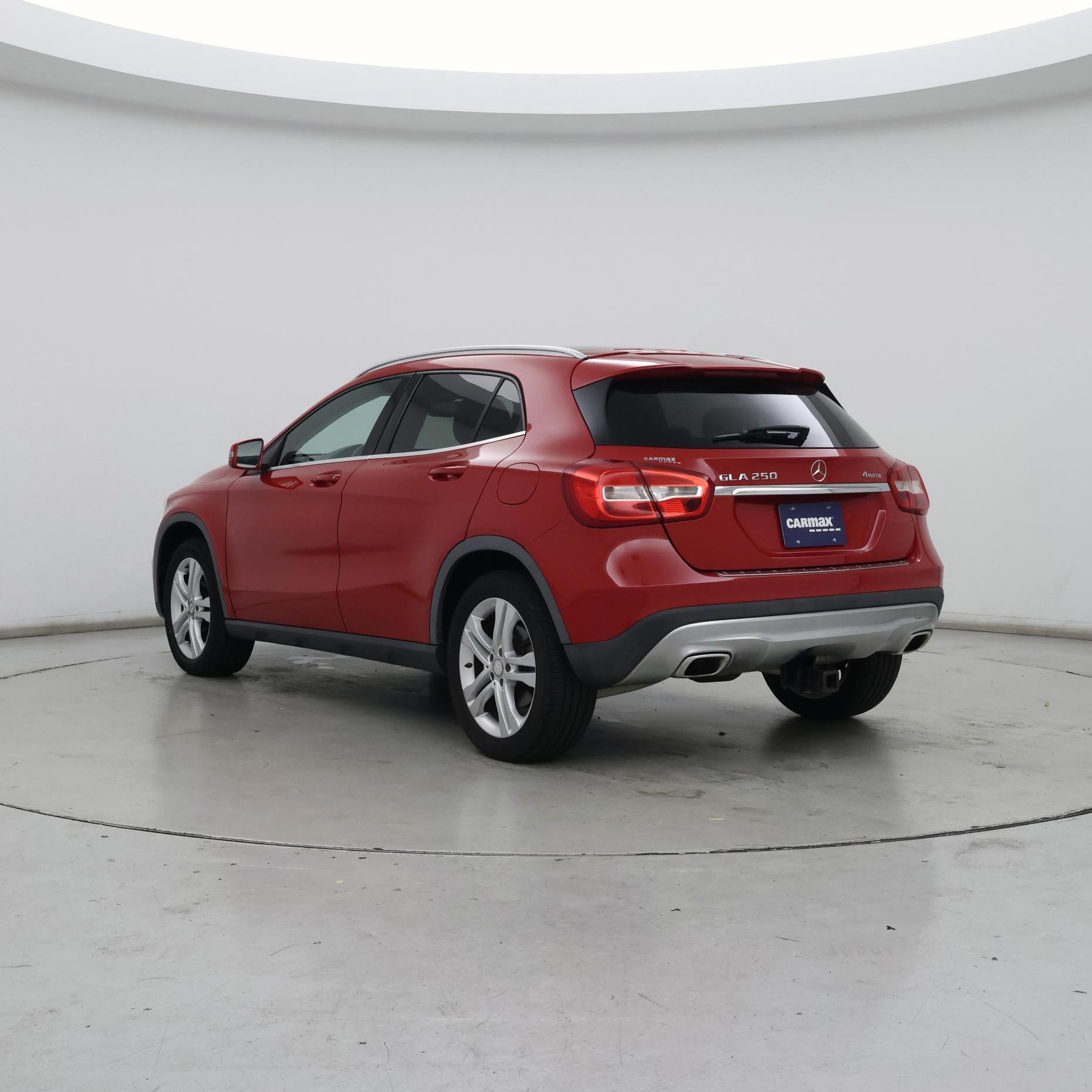 Thumbnail: 2015 Mercedes-Benz GLA - 2