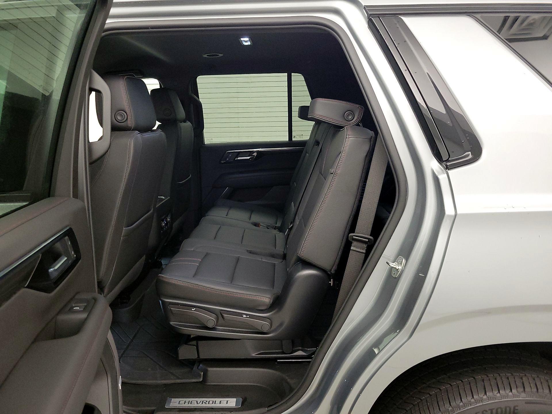 Thumbnail: 2025 Chevrolet Tahoe - 19