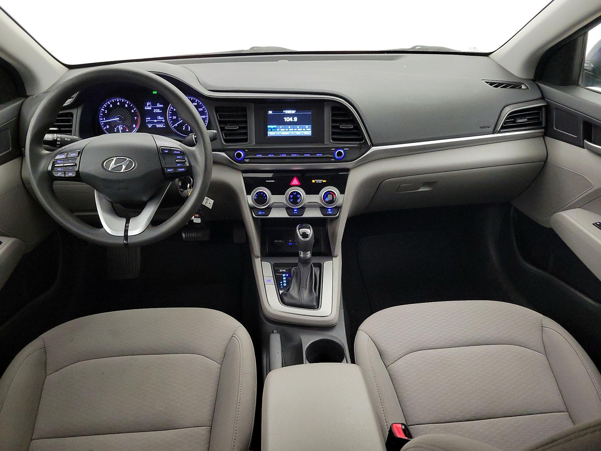 Thumbnail: 2019 Hyundai Elantra - 9