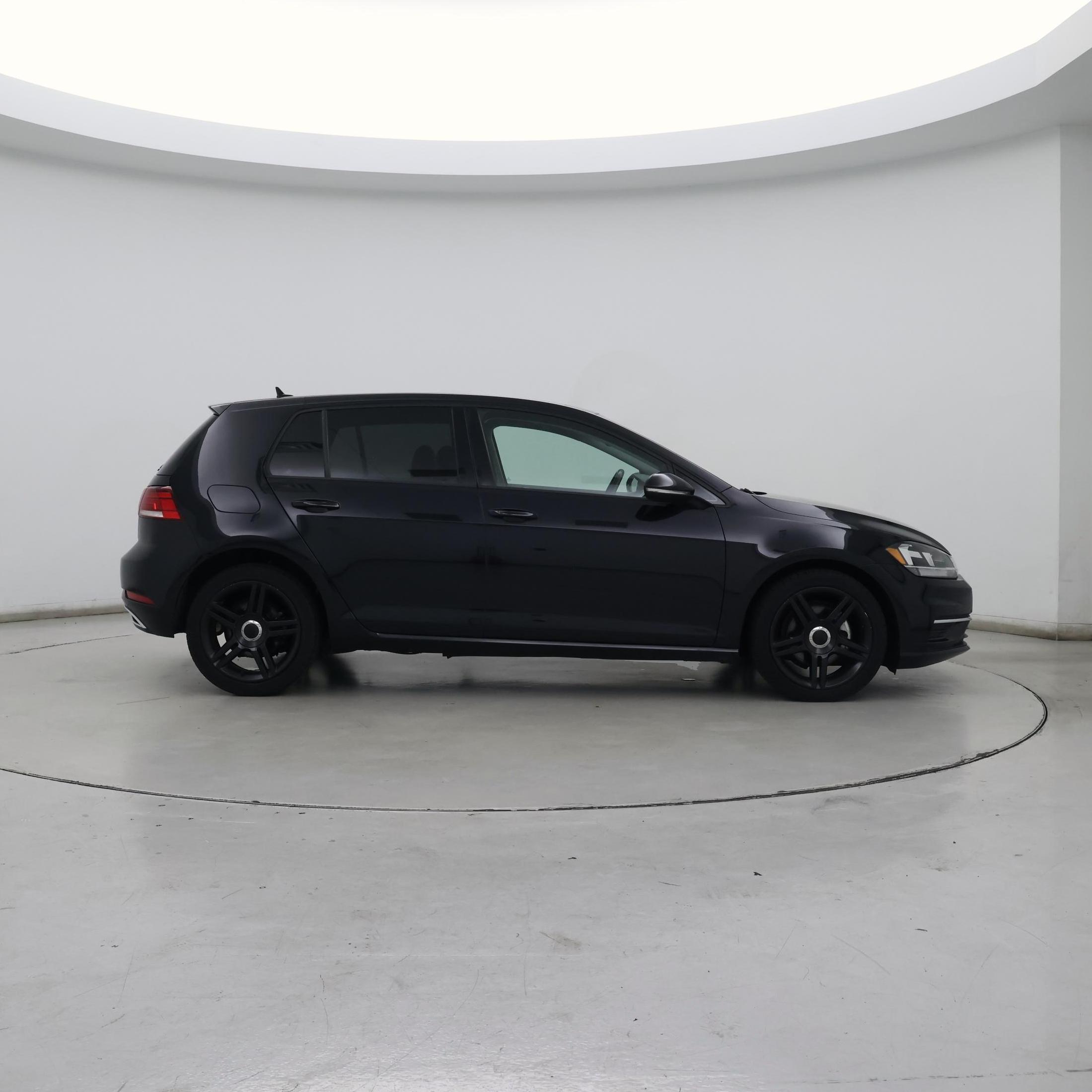 Thumbnail: 2021 Volkswagen Golf - 7
