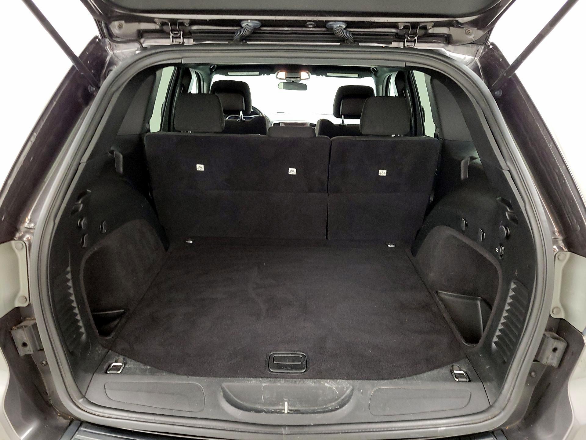Thumbnail: 2019 Jeep Grand Cherokee - 20