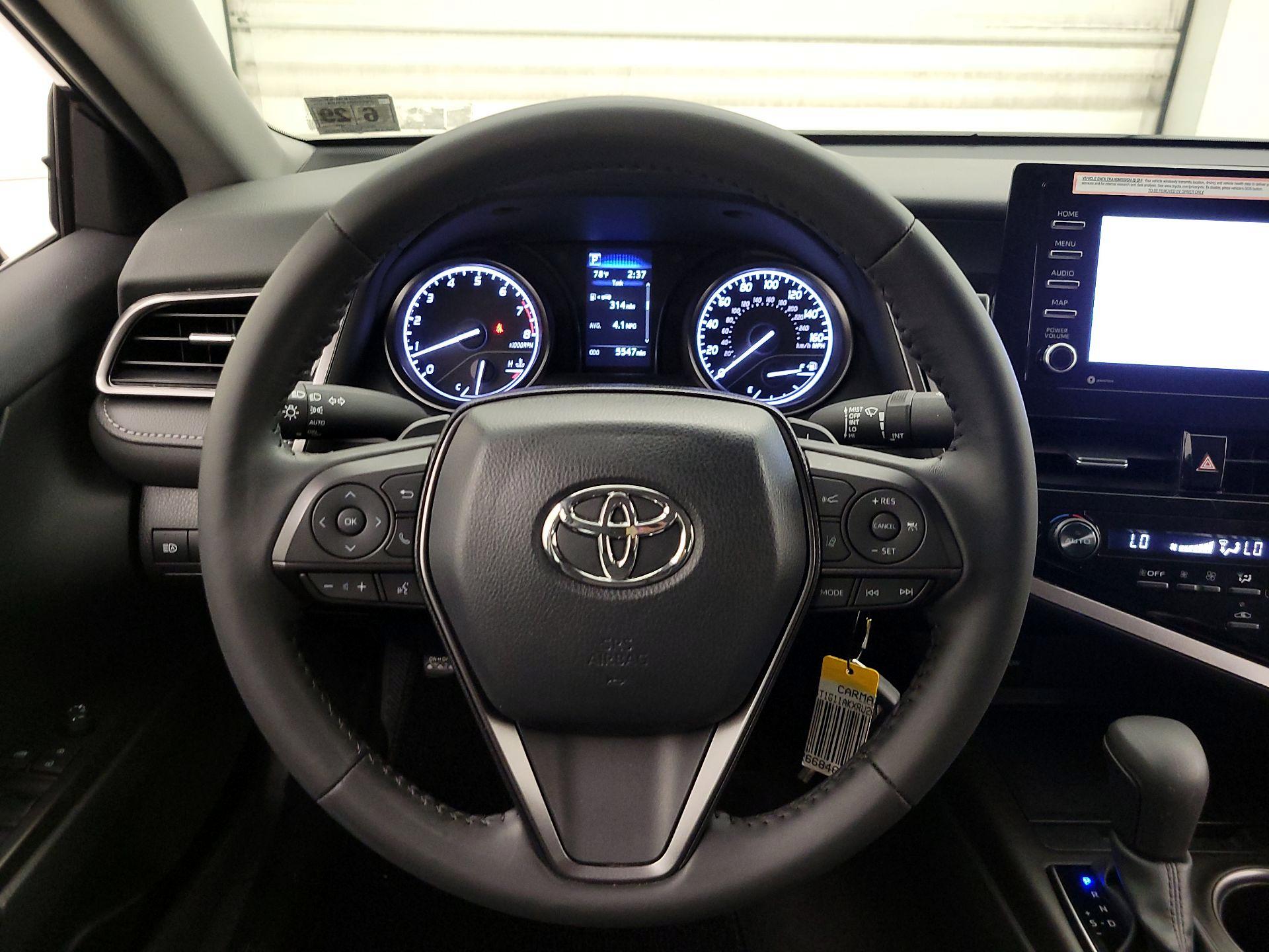 Thumbnail: 2024 Toyota Camry - 10