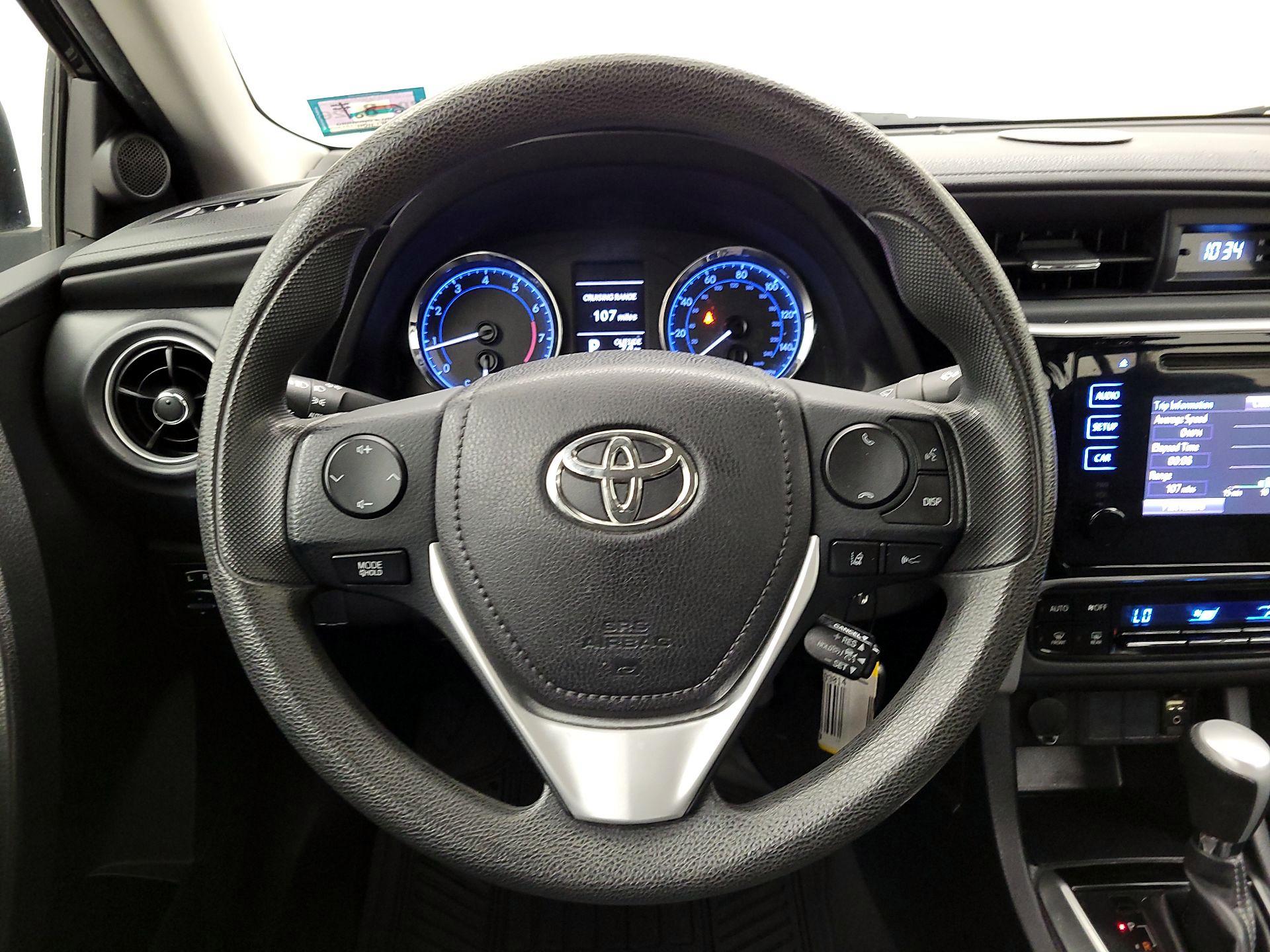 Thumbnail: 2017 Toyota Corolla - 10