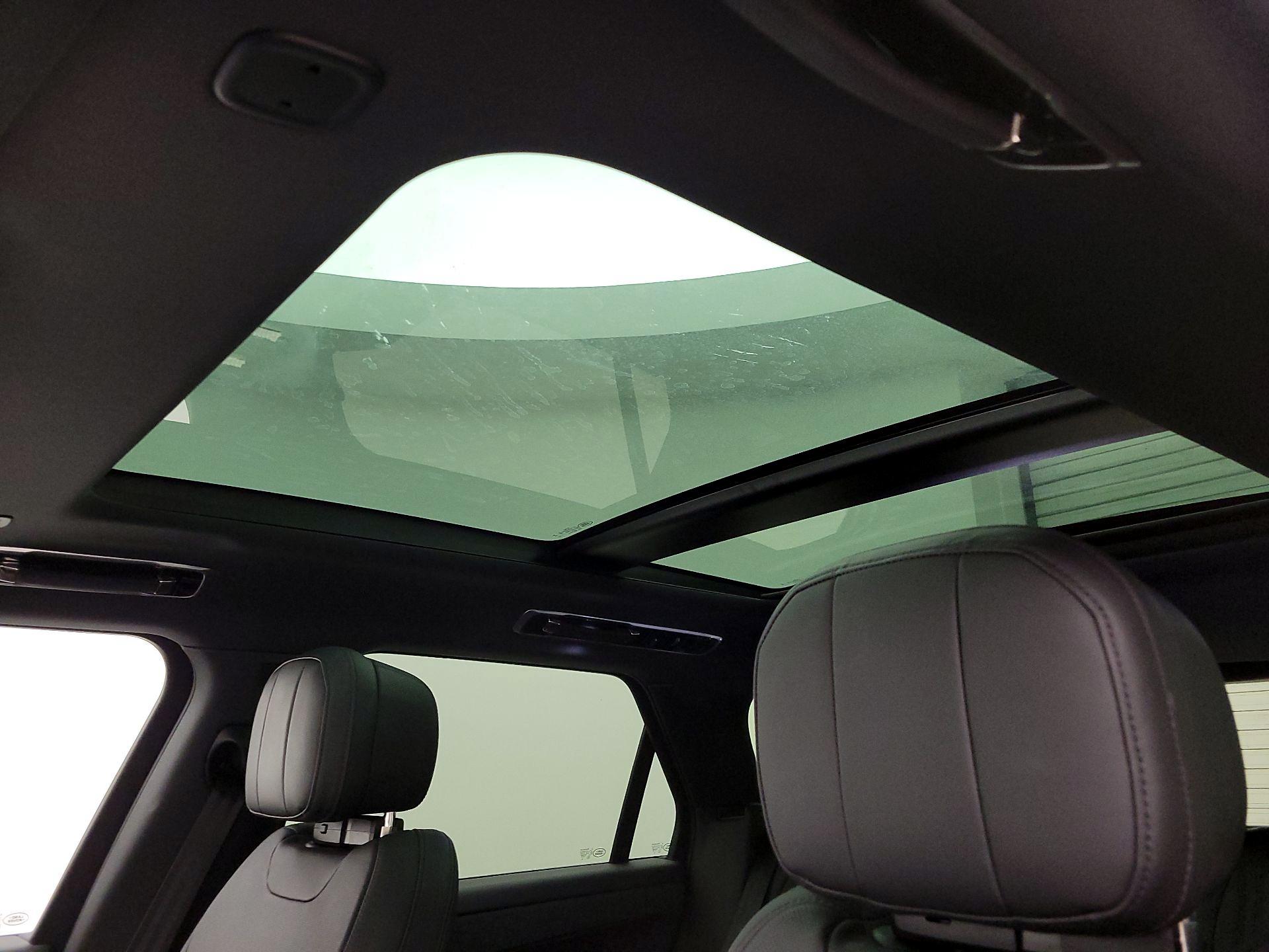 Thumbnail: 2023 Land Rover Range Rover Sport - 20