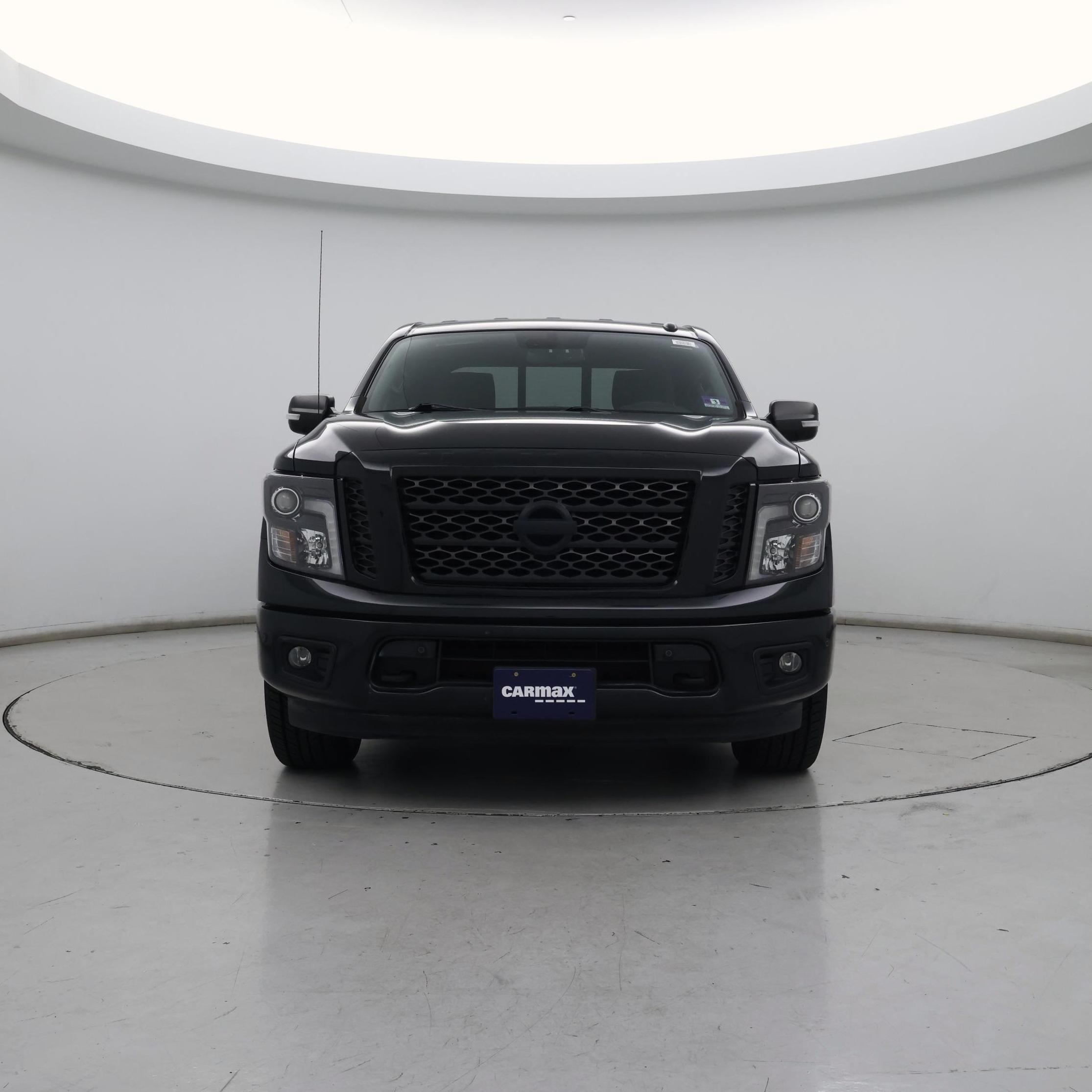 Thumbnail: 2019 Nissan Titan - 5