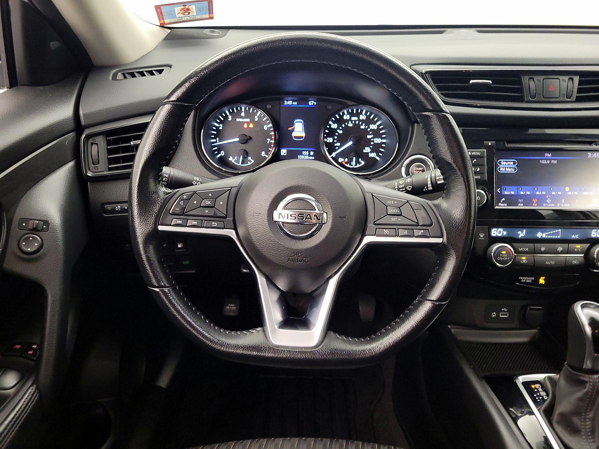 Thumbnail: 2020 Nissan Rogue - 10