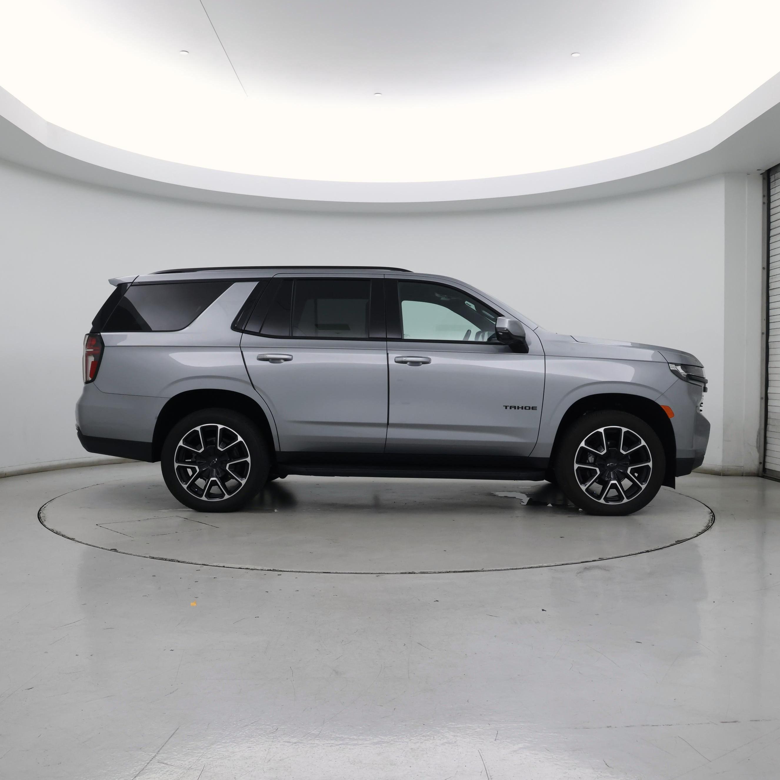 Thumbnail: 2024 Chevrolet Tahoe - 7