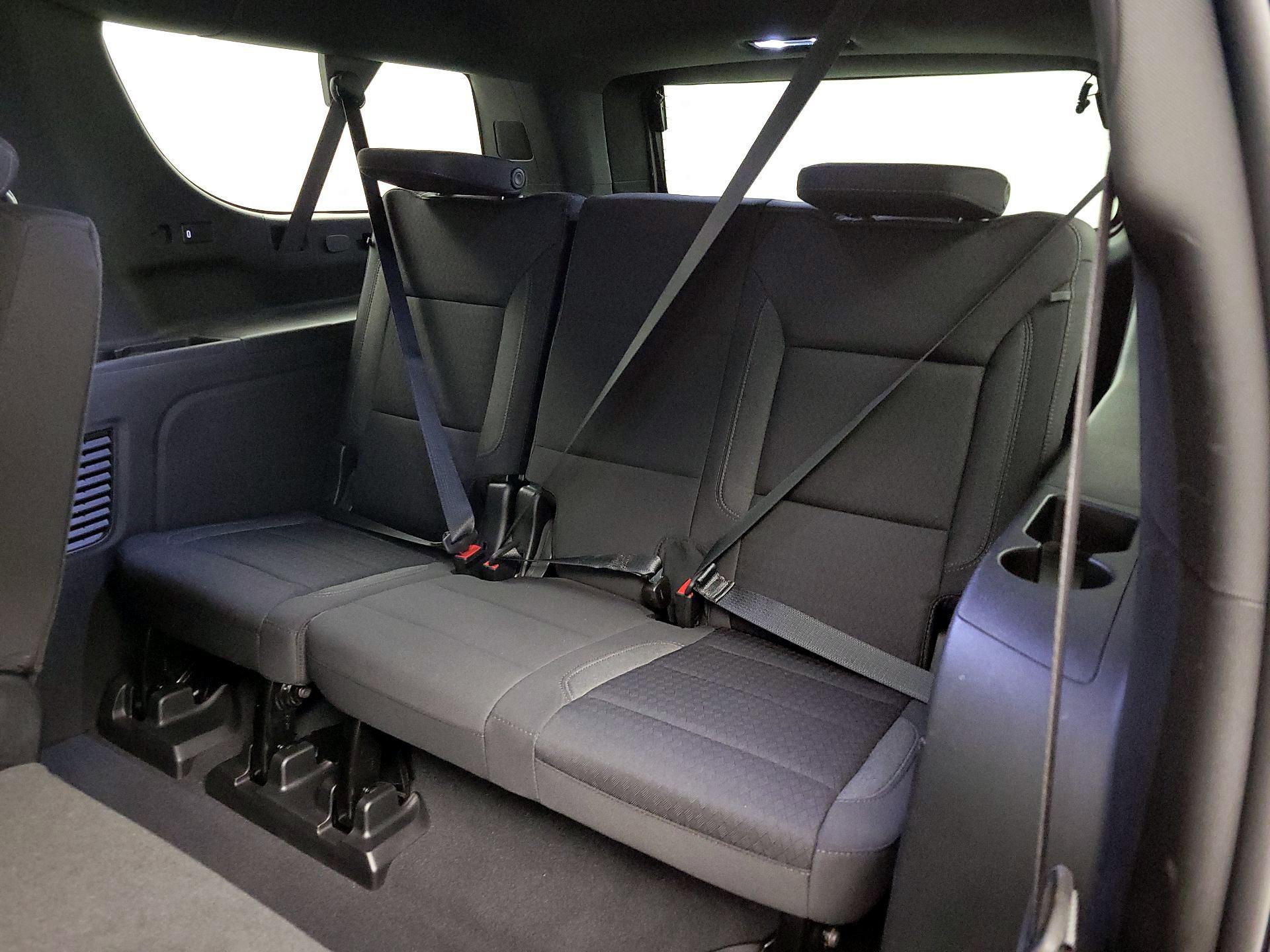 Thumbnail: 2022 Chevrolet Suburban - 20