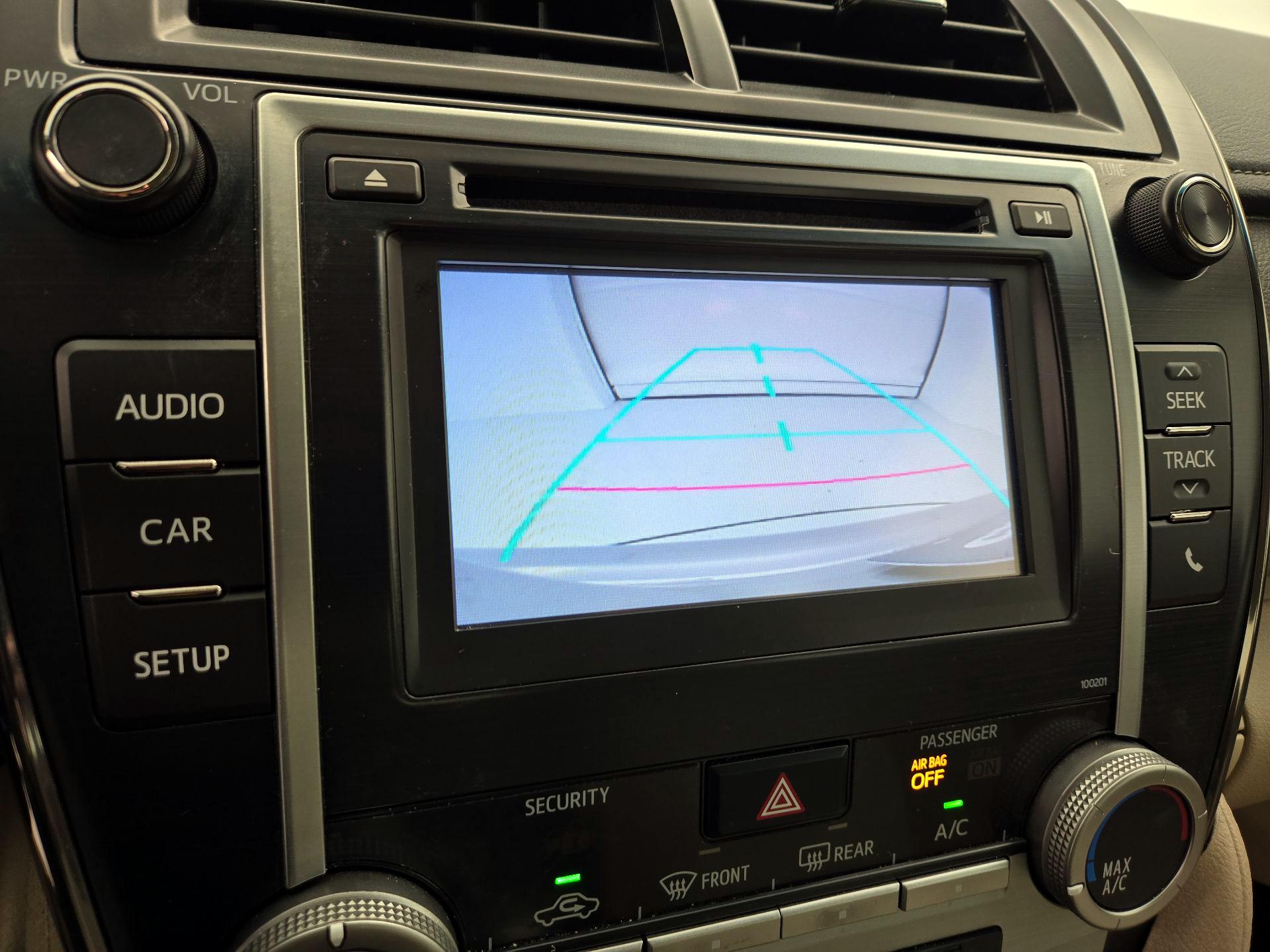 Thumbnail: 2014 Toyota Camry - 14