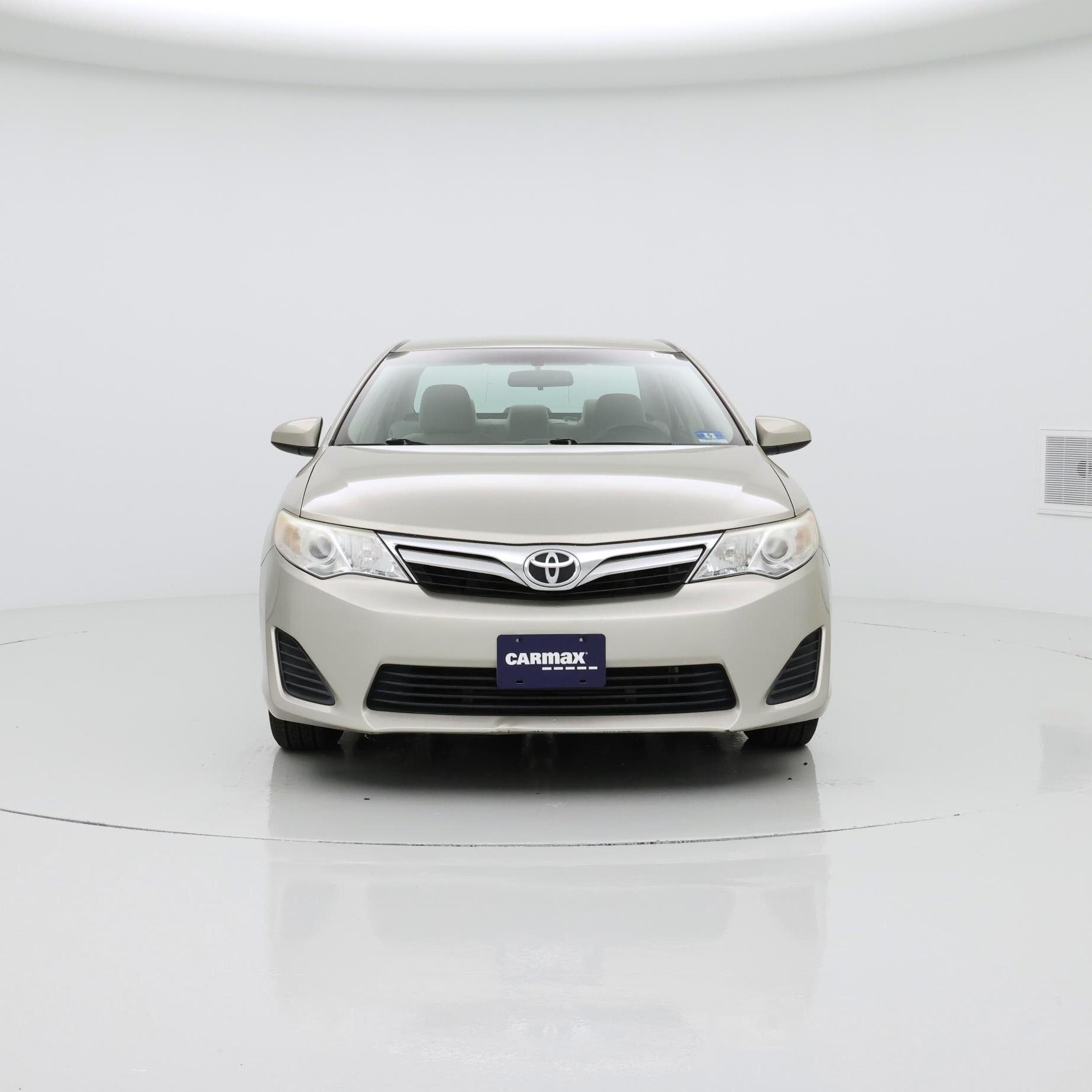 Thumbnail: 2014 Toyota Camry - 5
