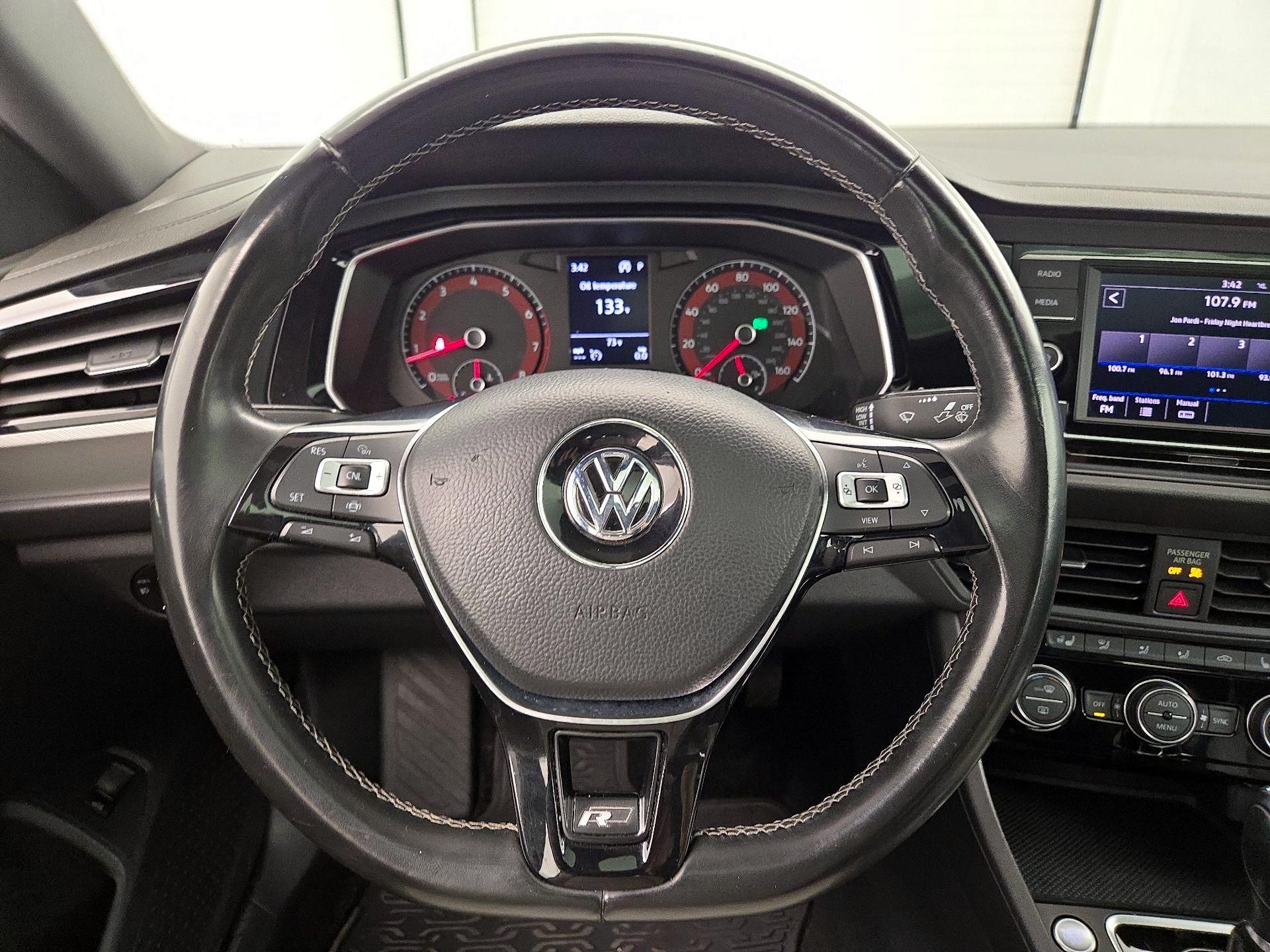 Thumbnail: 2019 Volkswagen Jetta - 10