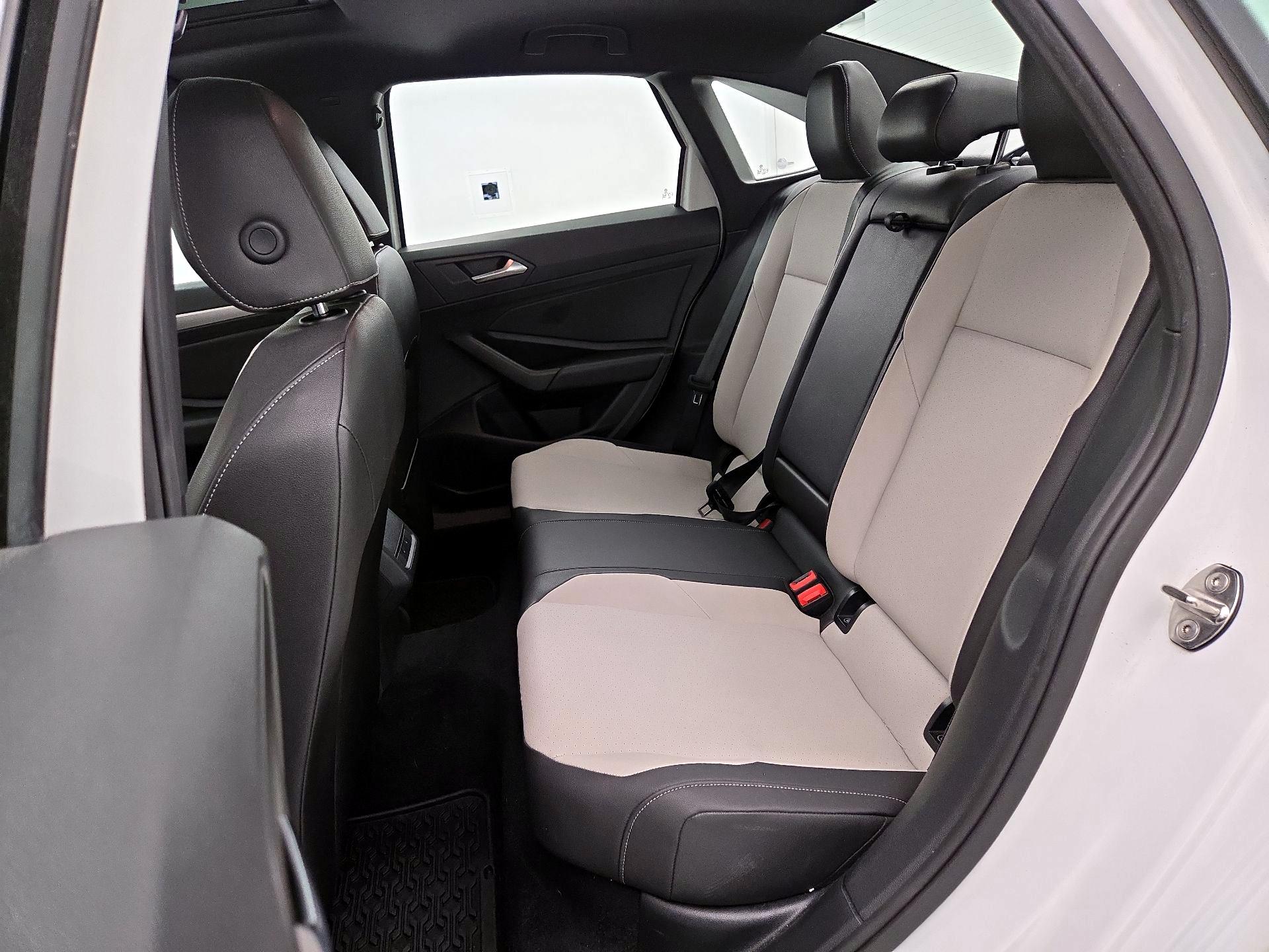 Thumbnail: 2019 Volkswagen Jetta - 20