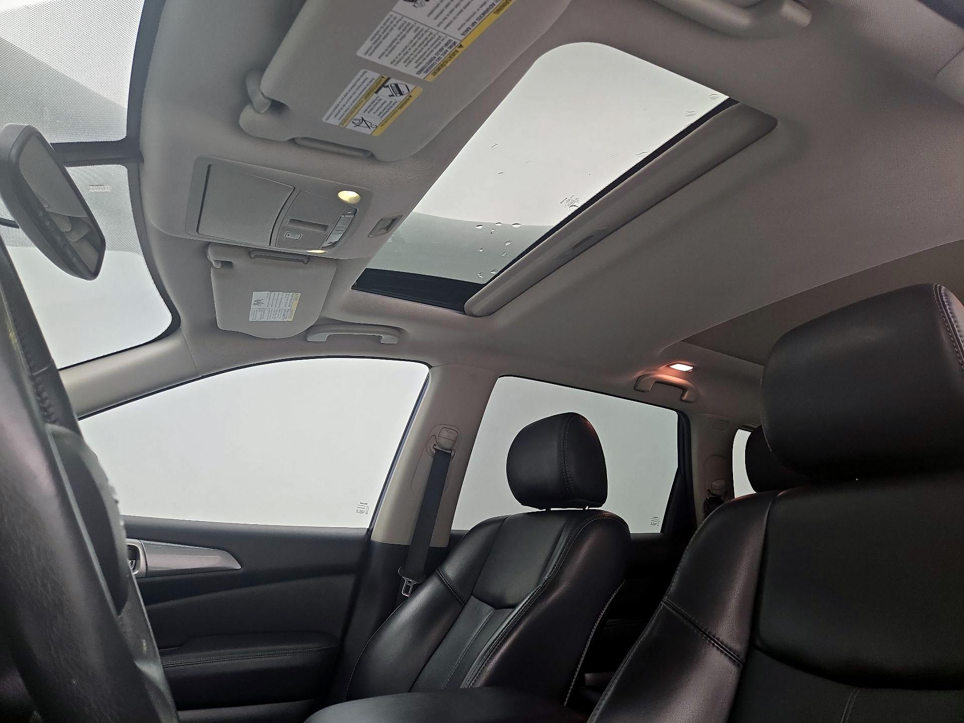 Thumbnail: 2017 Nissan Pathfinder - 20