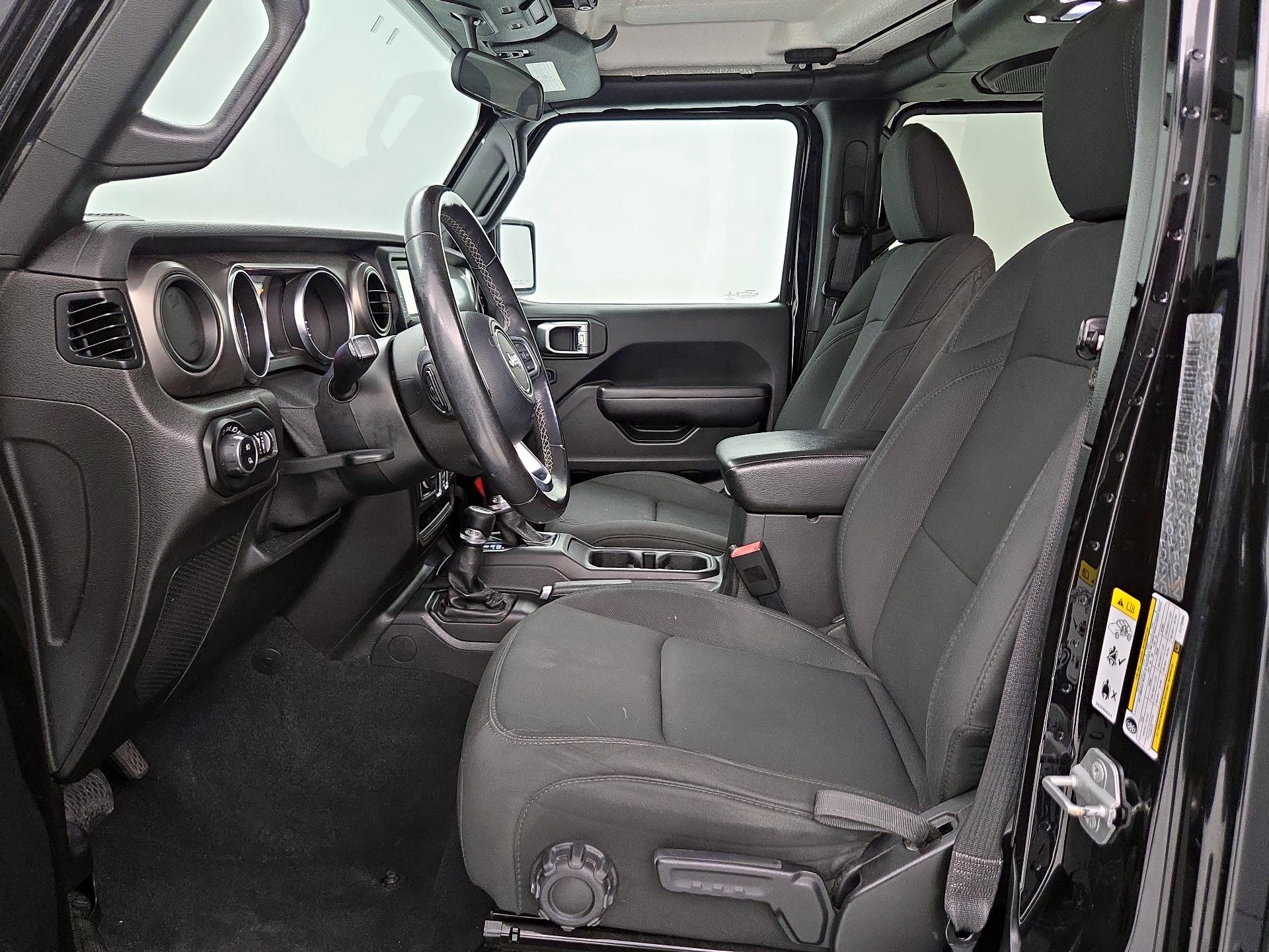 Thumbnail: 2020 Jeep Gladiator - 9