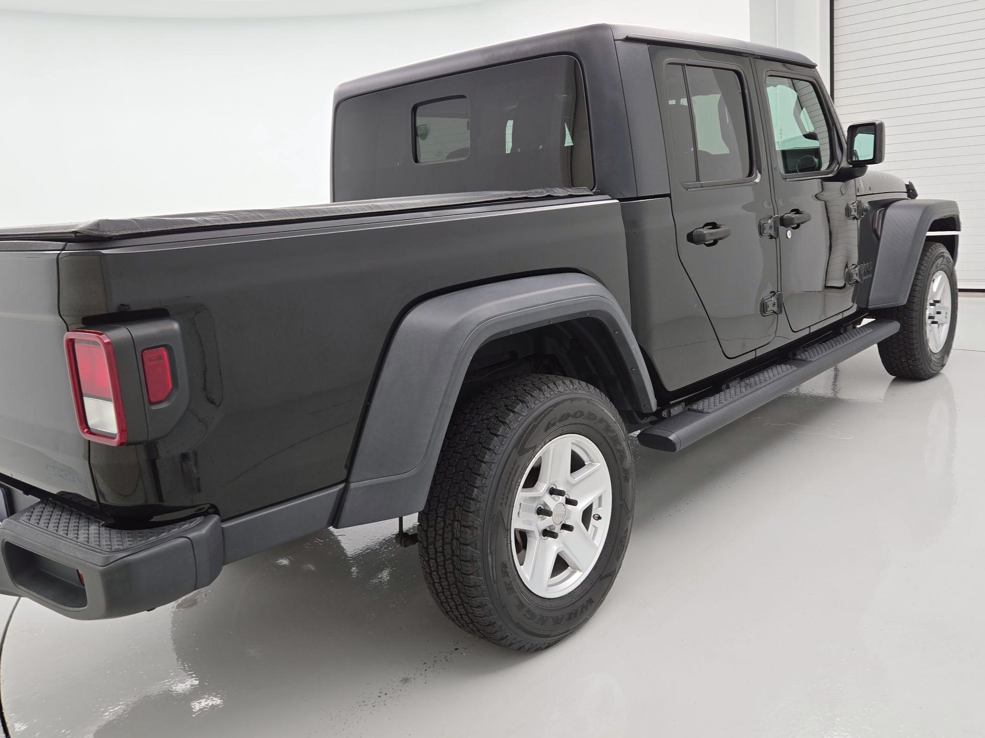 Thumbnail: 2020 Jeep Gladiator - 5