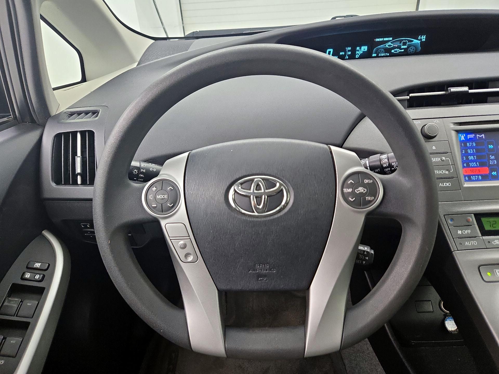 Thumbnail: 2015 Toyota Prius - 10