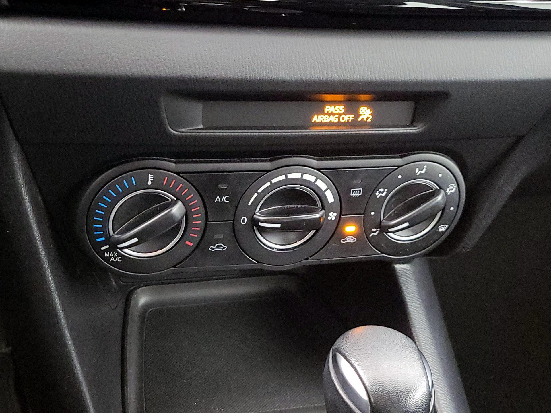 Thumbnail: 2015 Mazda Mazda3 - 16