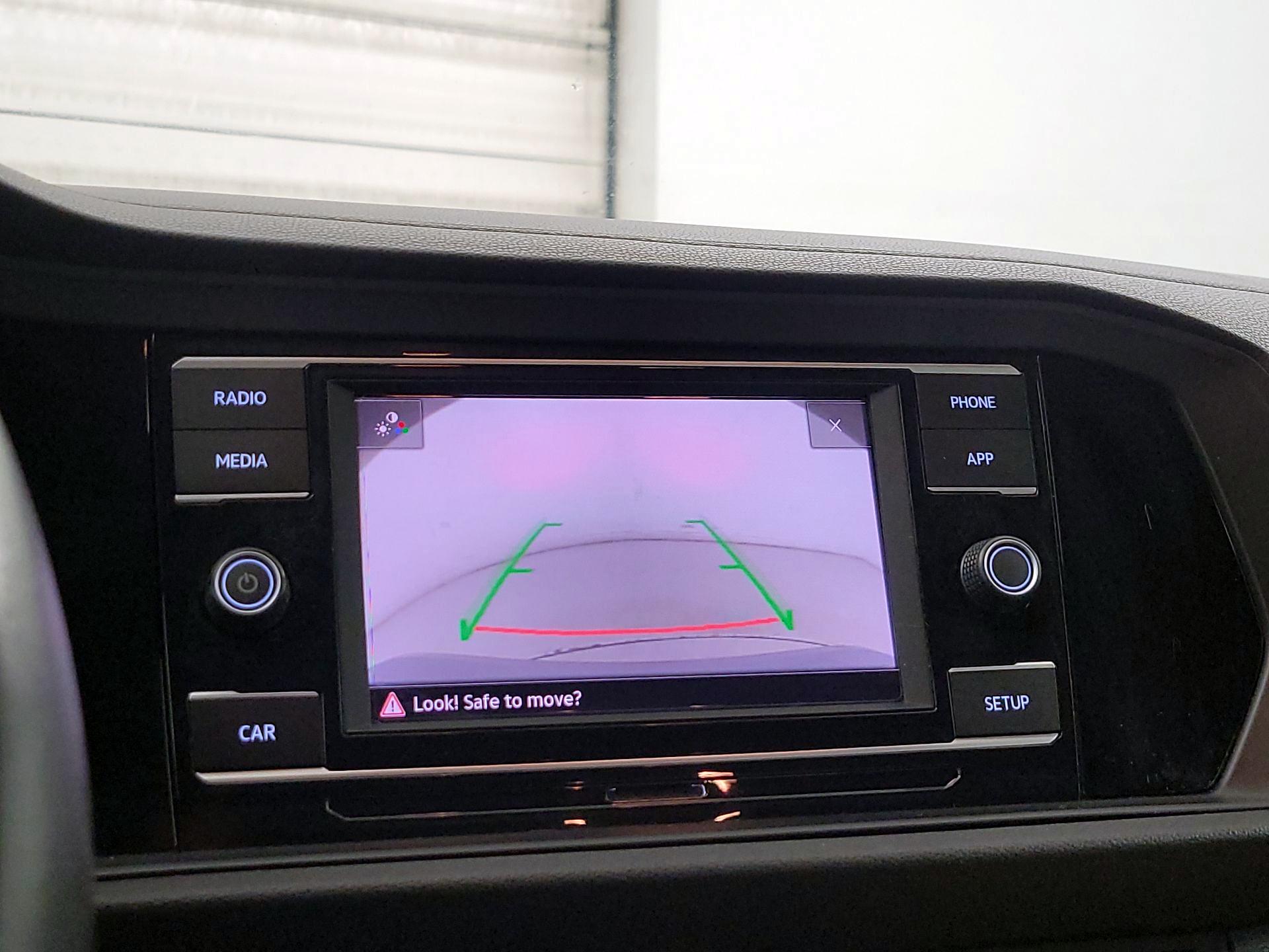Thumbnail: 2019 Volkswagen Jetta - 14