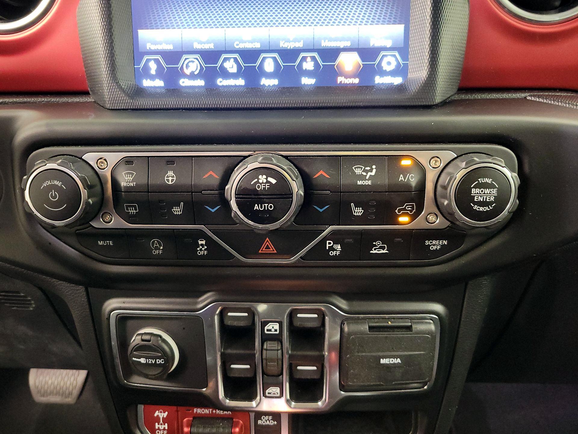 Thumbnail: 2021 Jeep Gladiator - 17
