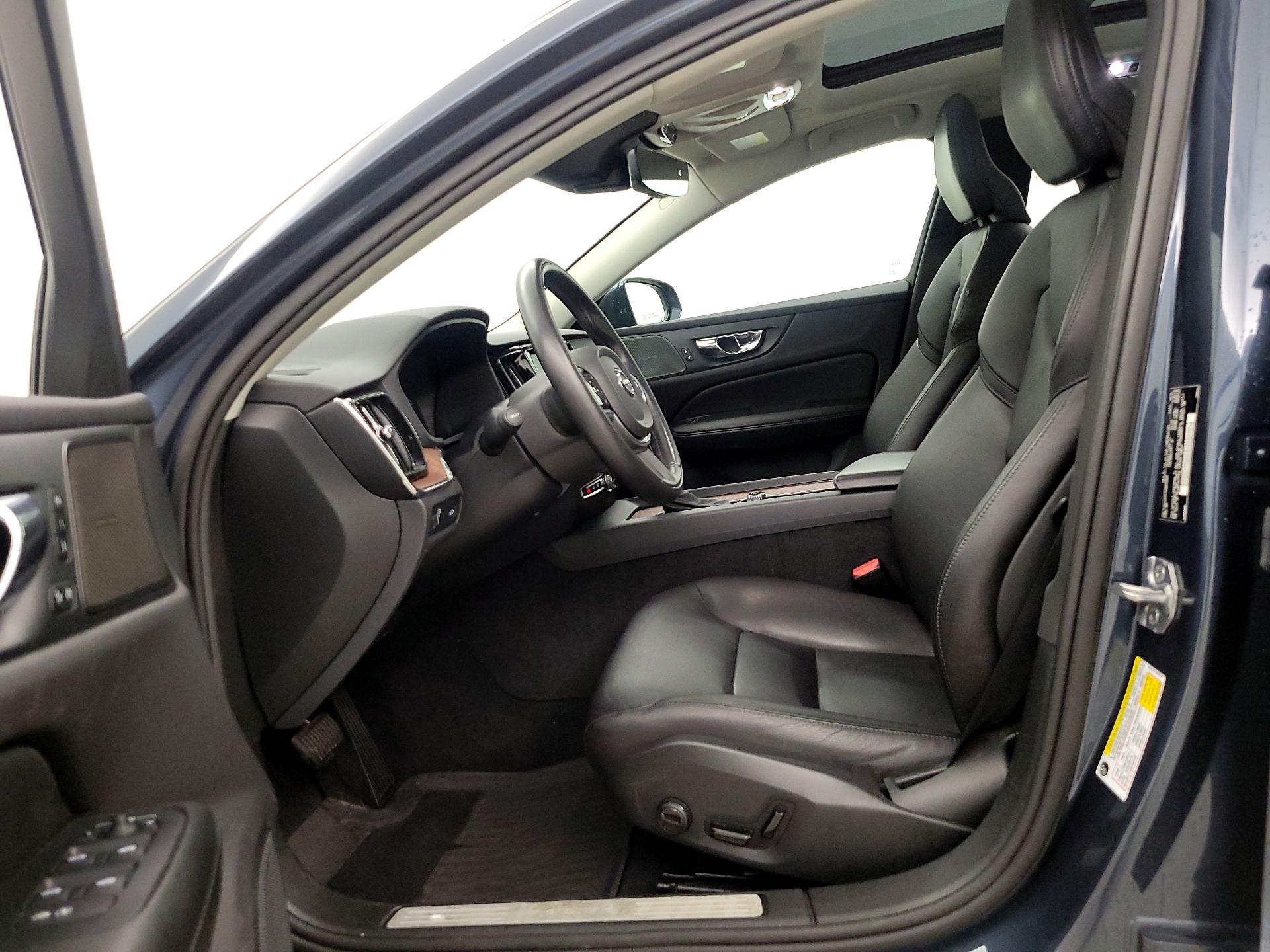 Thumbnail: 2019 Volvo S60 - 11