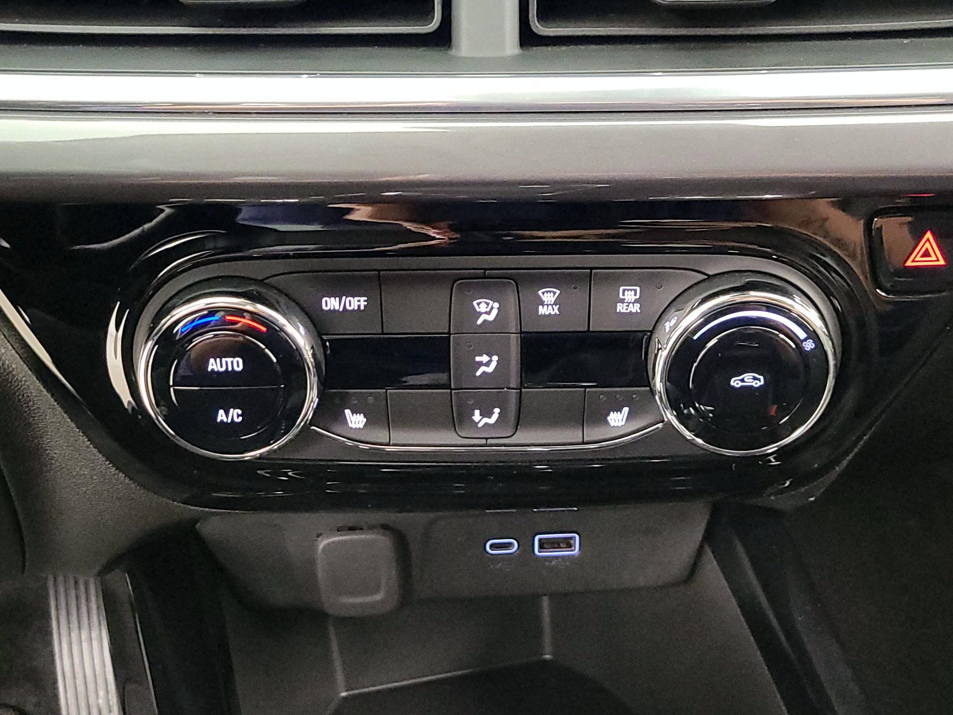 Thumbnail: 2025 Chevrolet Trax - 16