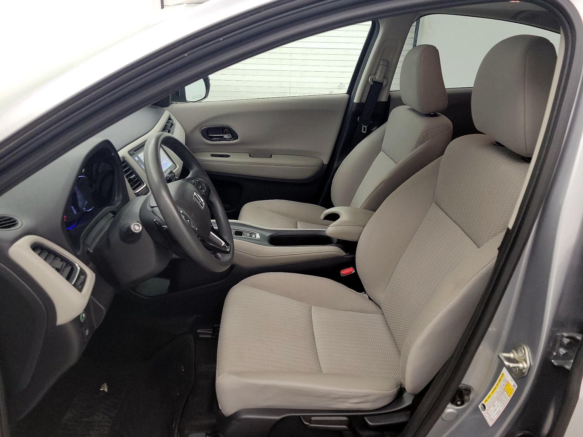 Thumbnail: 2018 Honda HR-V - 11