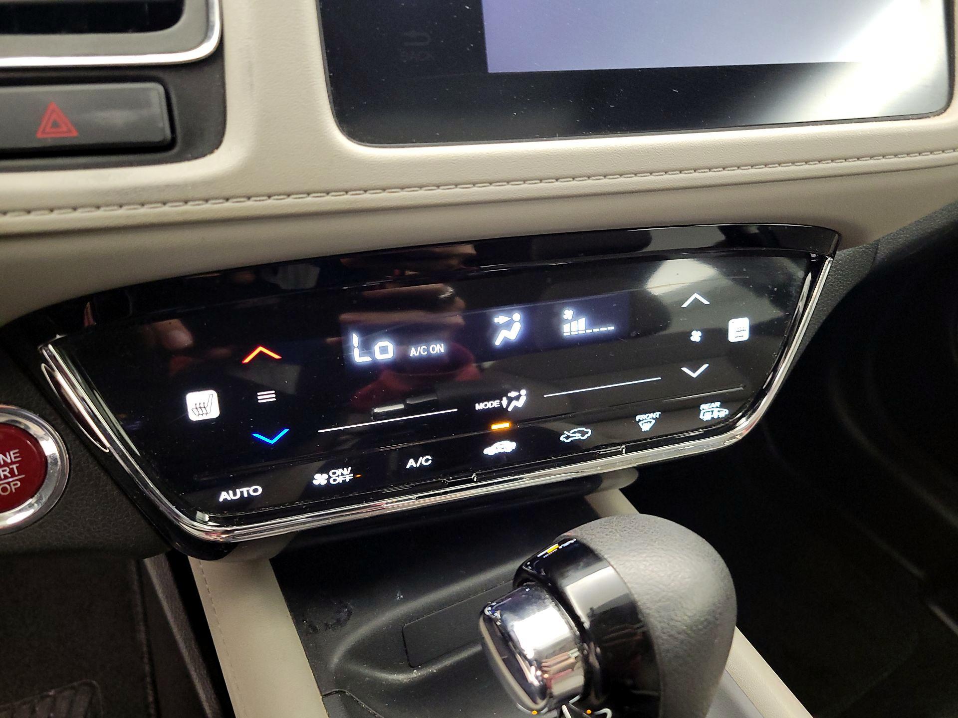Thumbnail: 2018 Honda HR-V - 16