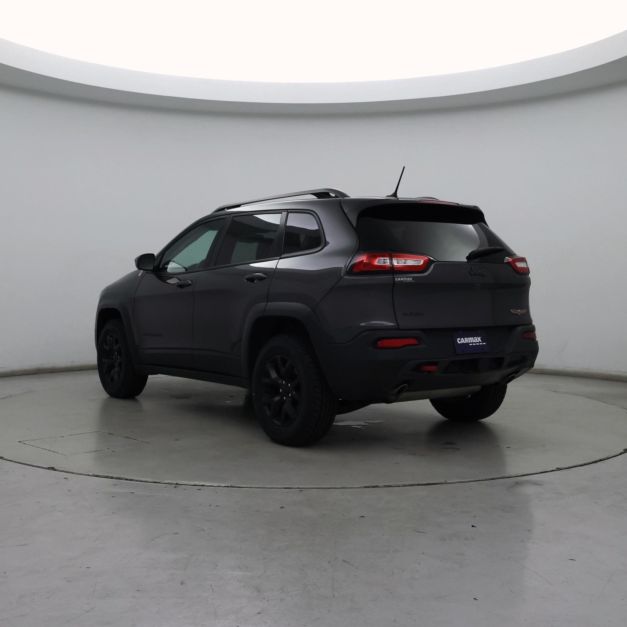 Thumbnail: 2015 Jeep Cherokee - 2
