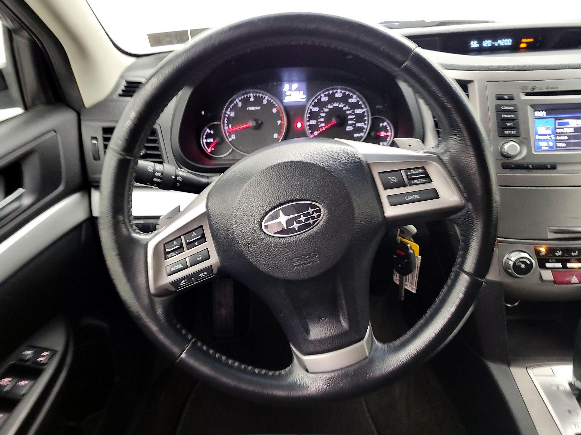 Thumbnail: 2014 Subaru Outback - 10